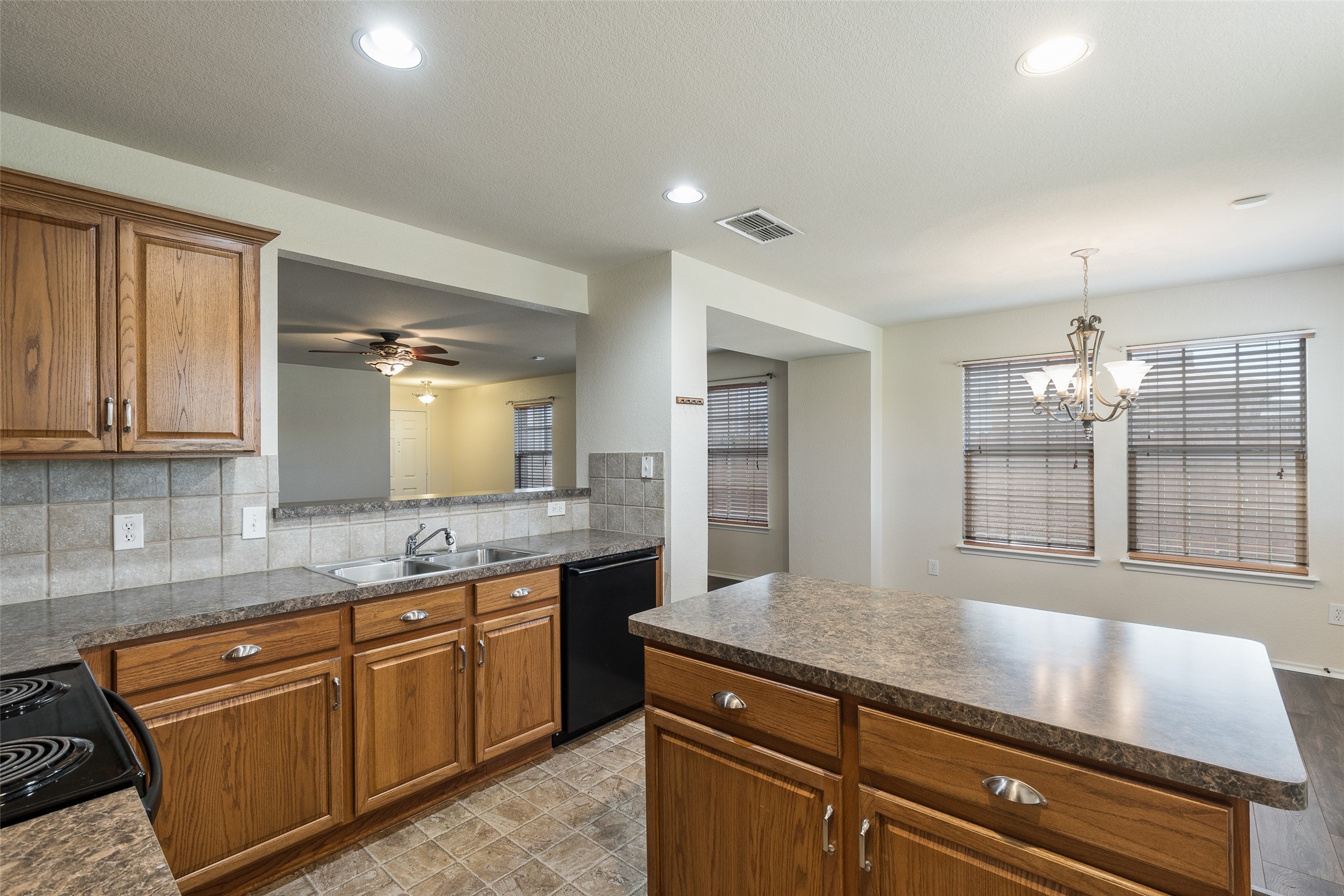3917 Mantis Street Fort Worth TX 76106