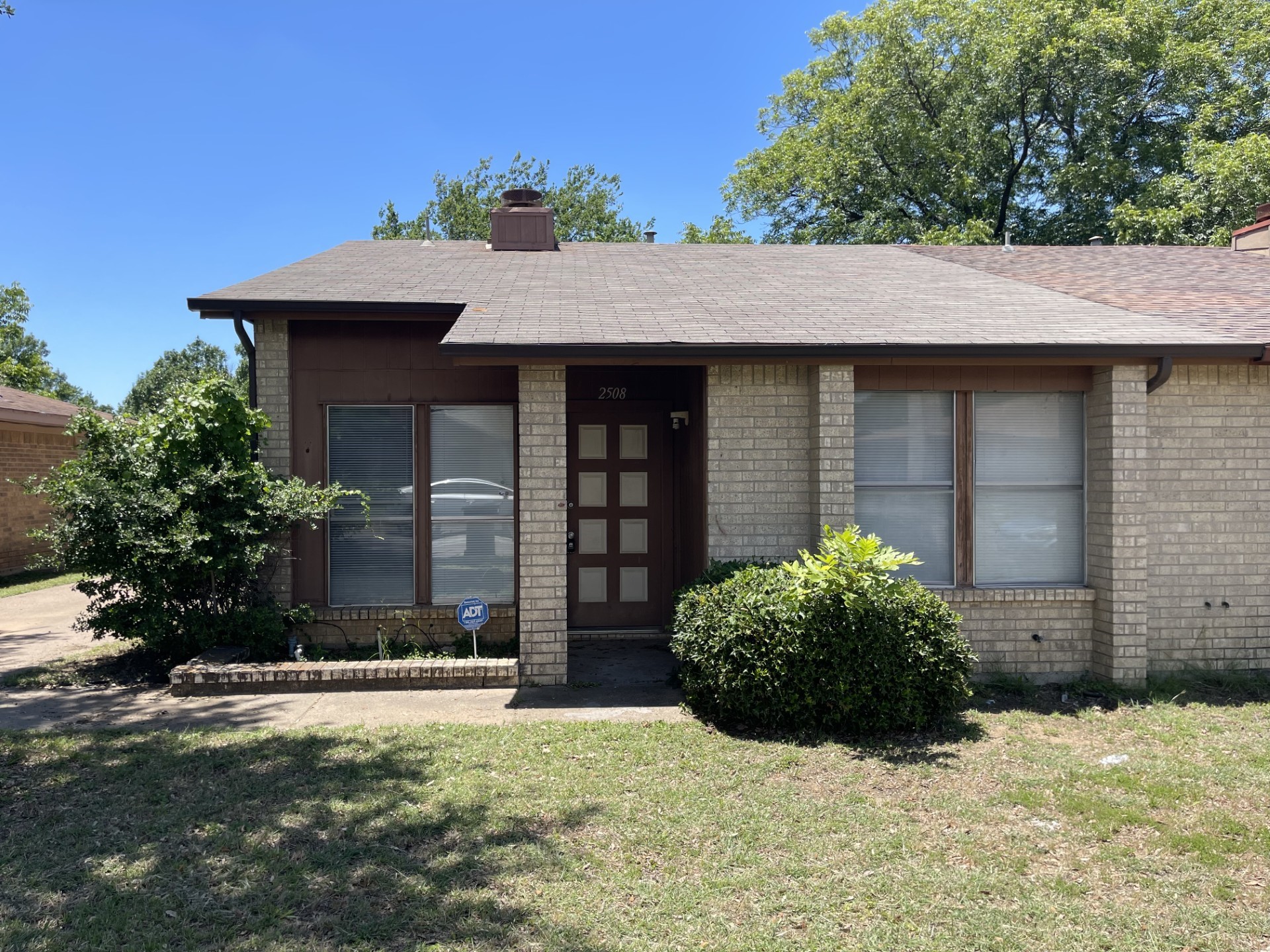 2508 Lido Lane Arlington TX 76015