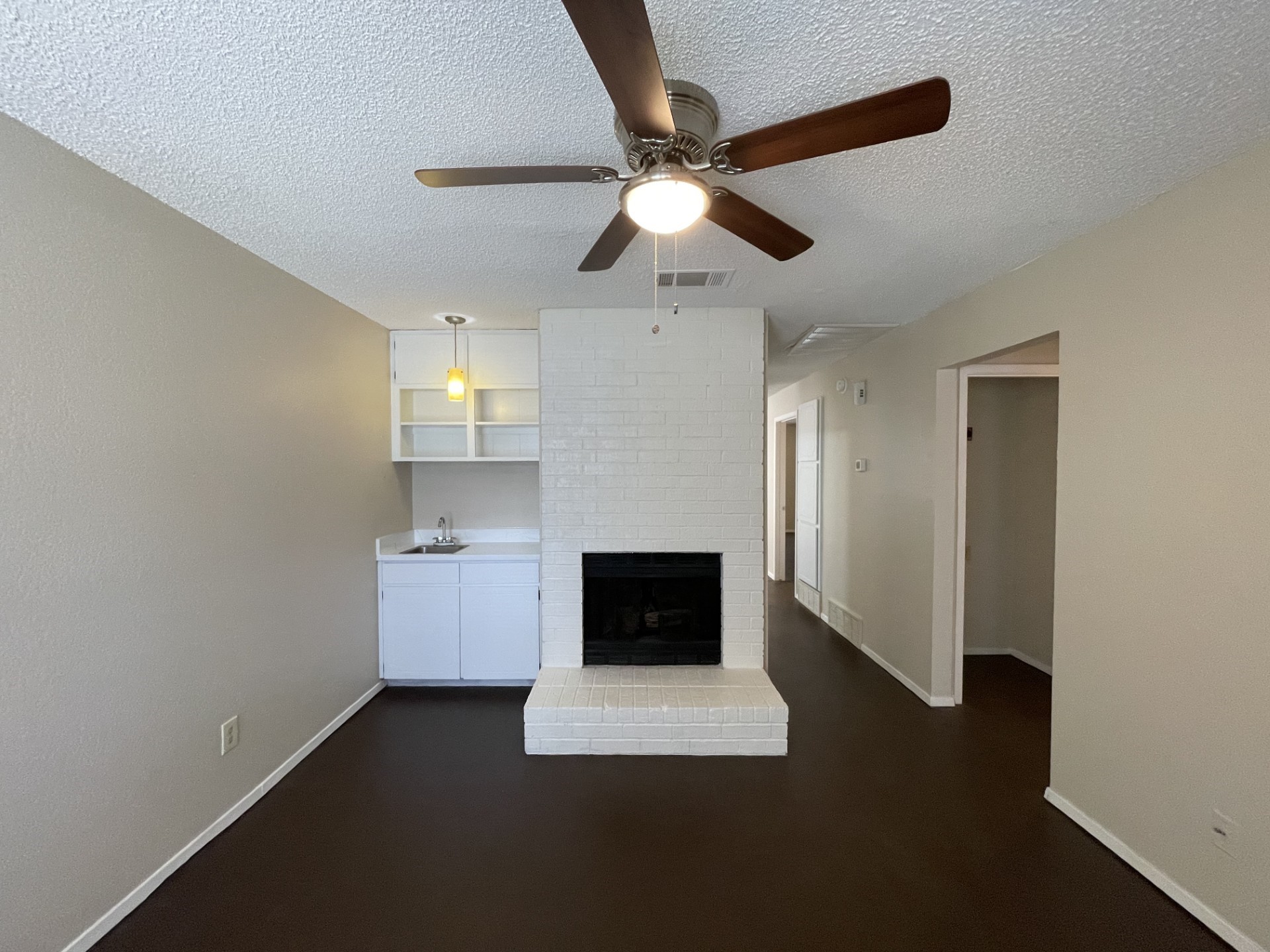 2508 Lido Lane Arlington TX 76015
