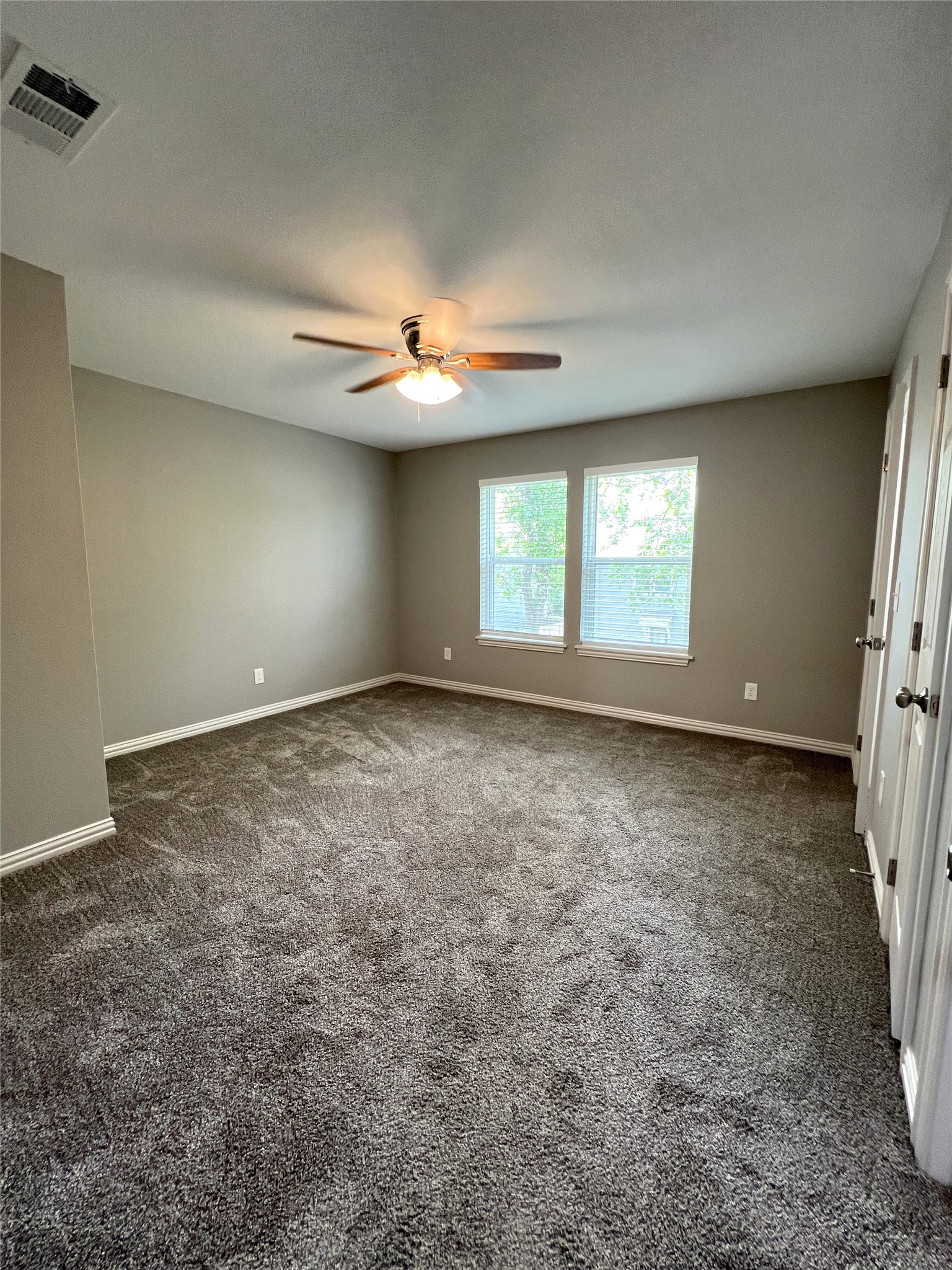 522-524 E State Highway 11 Tom Bean TX 75489