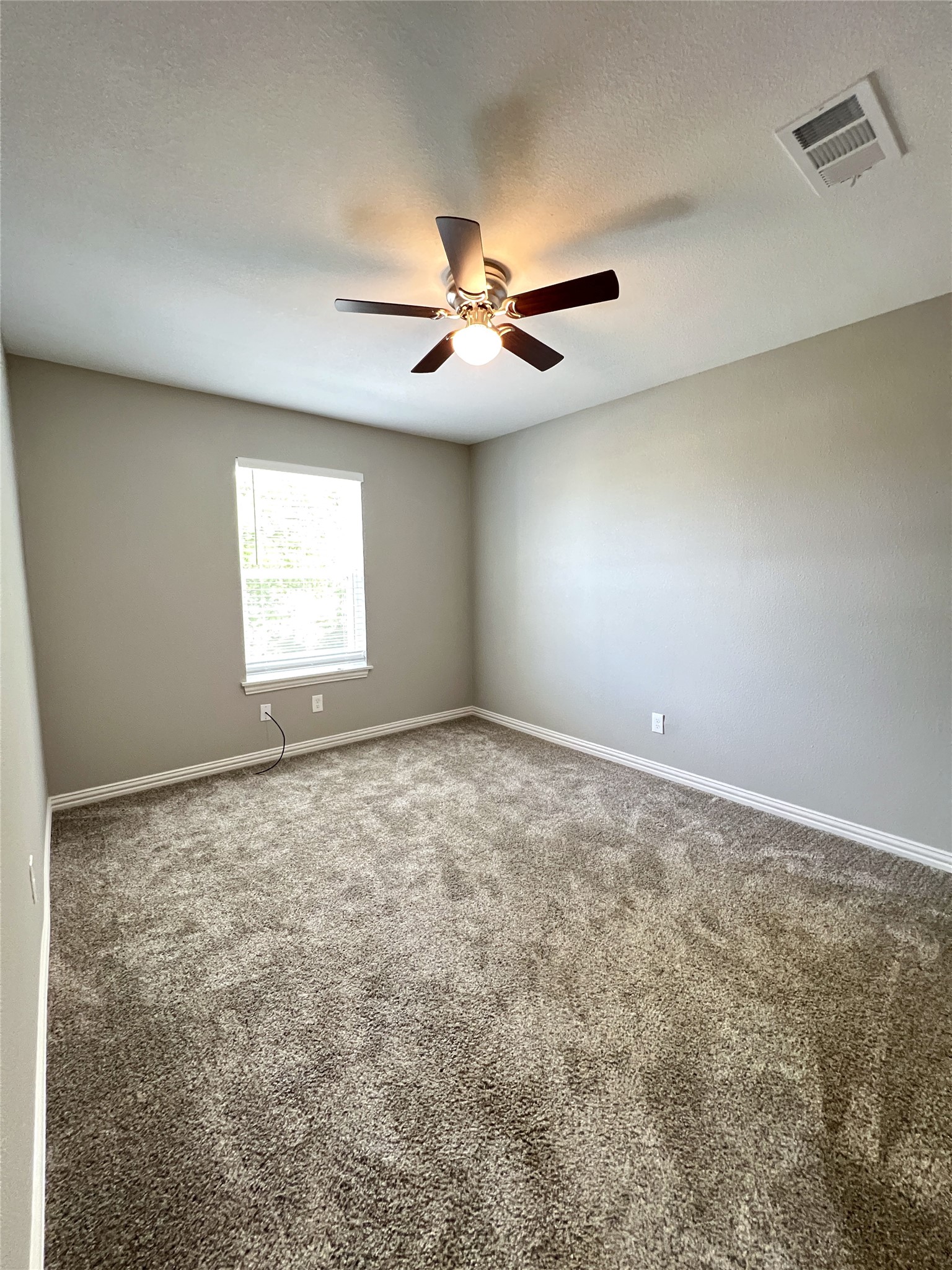 522-524 E State Highway 11 Tom Bean TX 75489