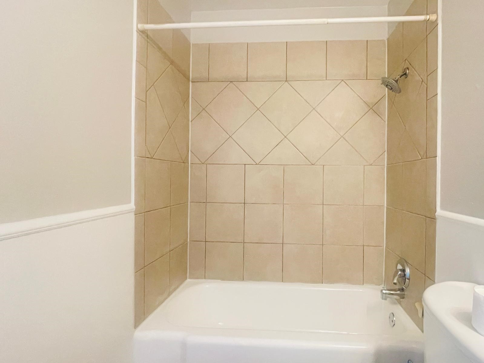 1905 Brookview Drive Arlington TX 76010