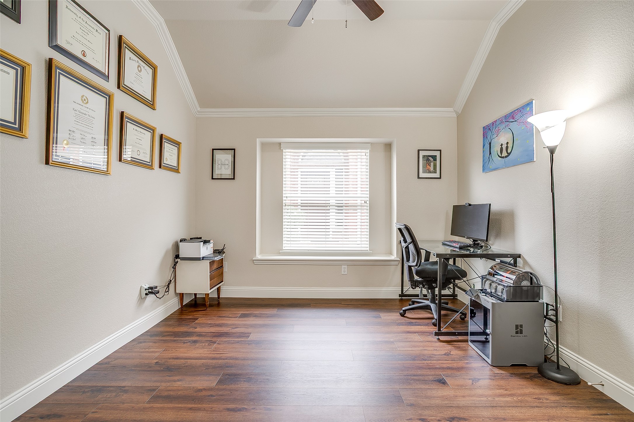 1936 Canterbury Drive Bedford TX 76021