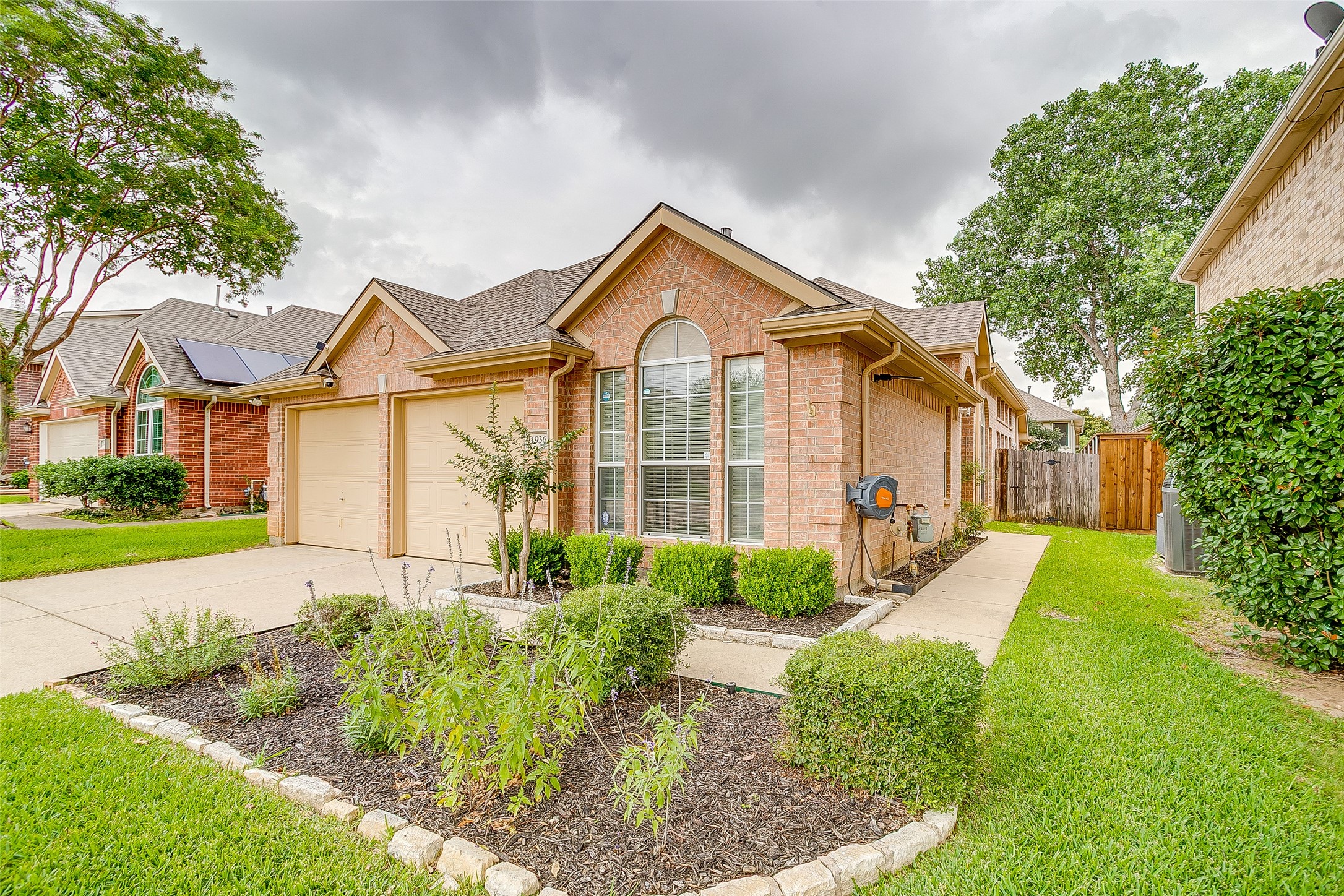 1936 Canterbury Drive Bedford TX 76021