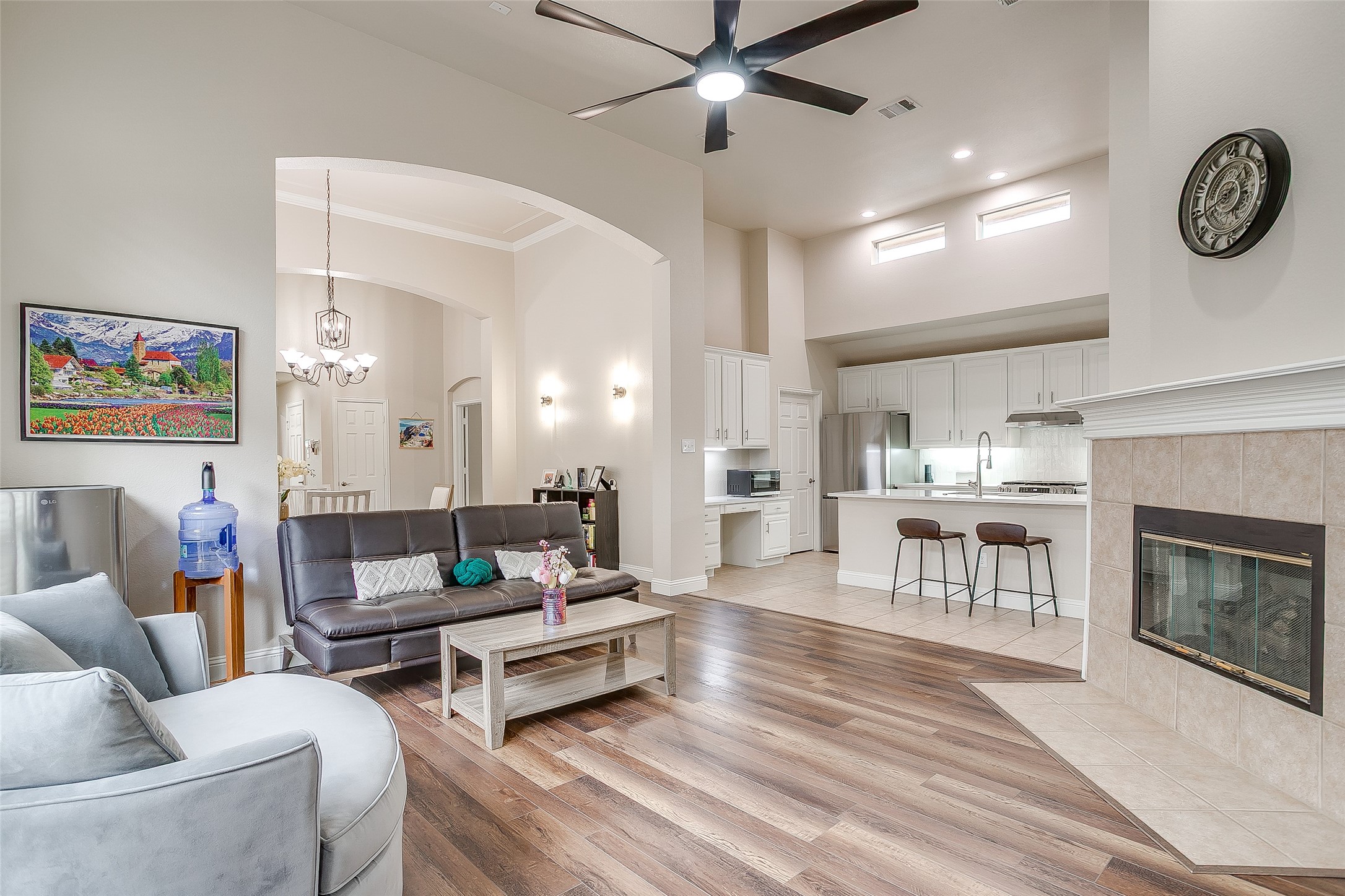 1936 Canterbury Drive Bedford TX 76021