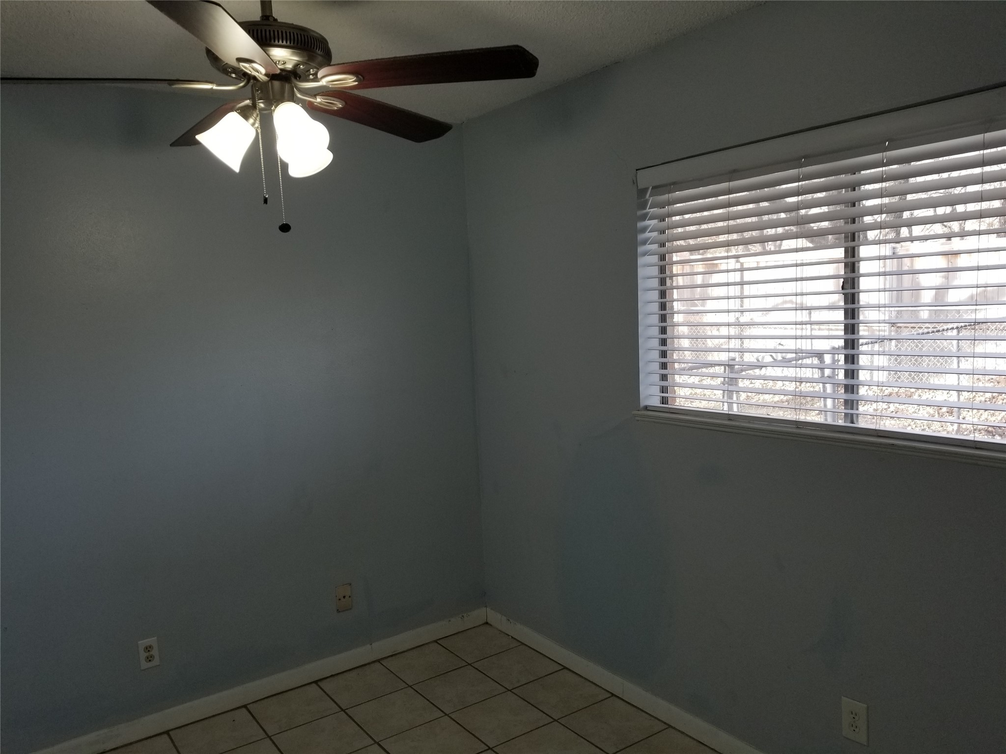 204 Woodlawn Drive Keene TX 76059