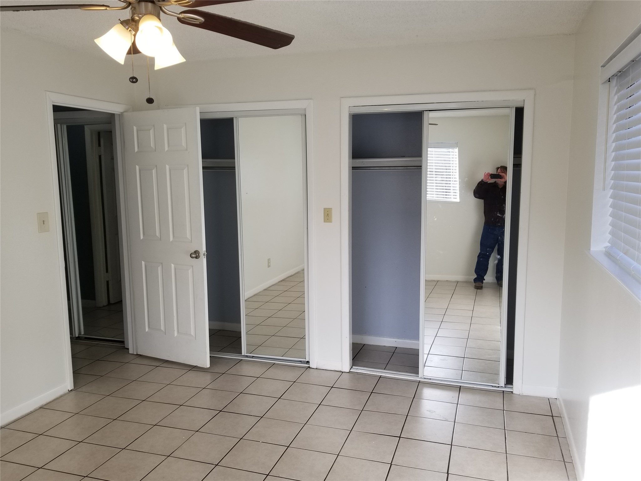 204 Woodlawn Drive Keene TX 76059