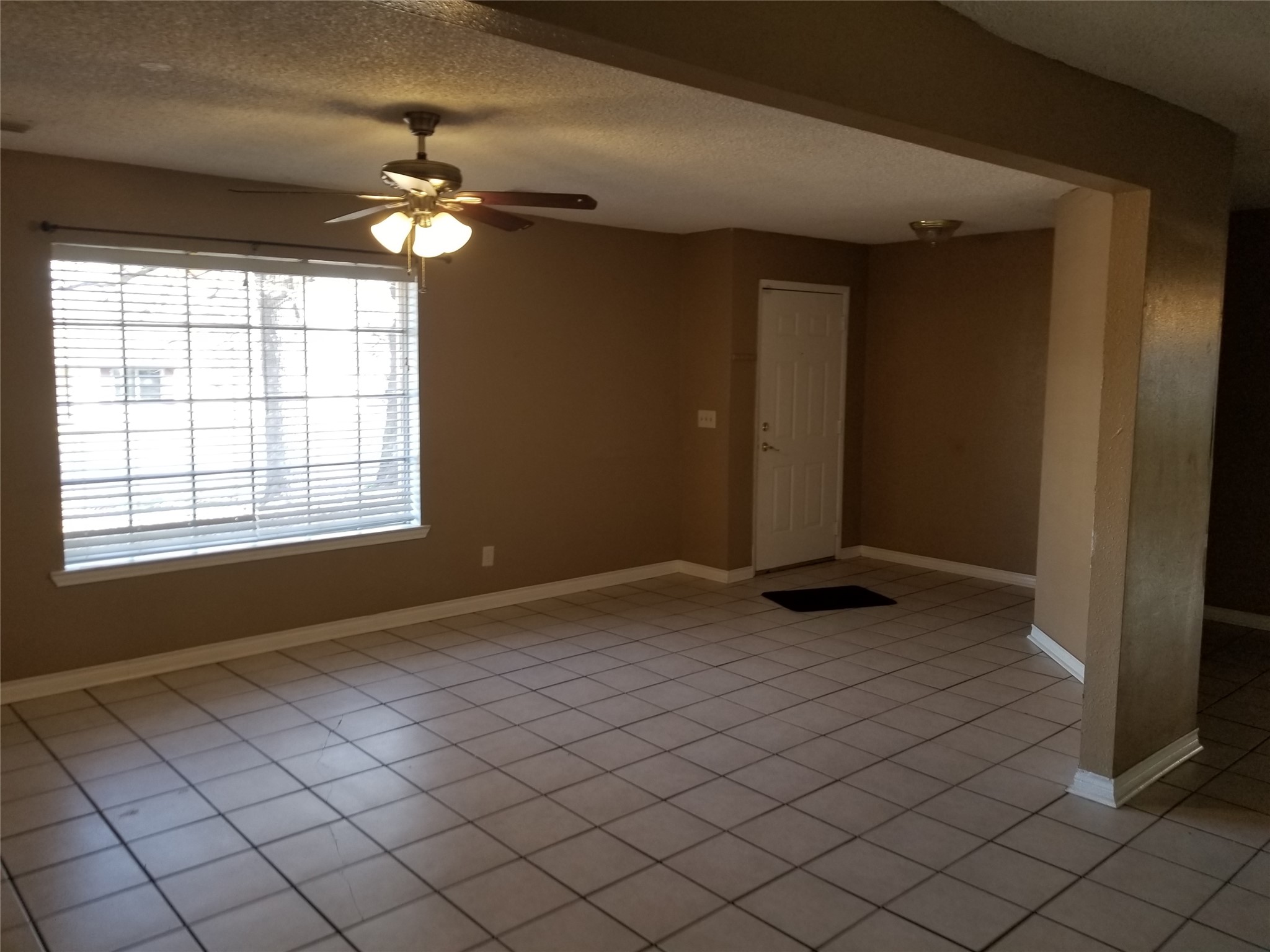 204 Woodlawn Drive Keene TX 76059