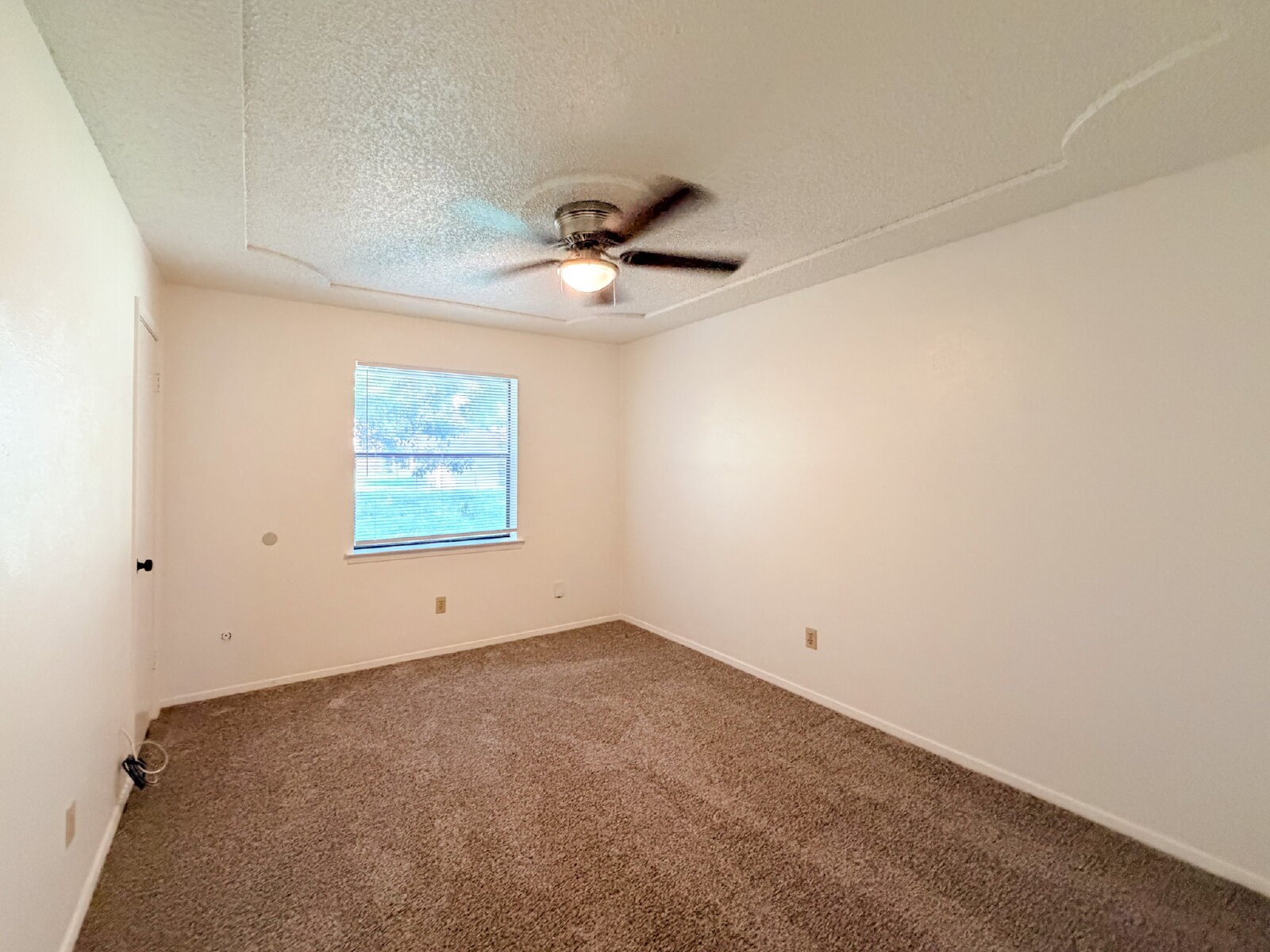 712 Pecan Street Burleson TX 76028