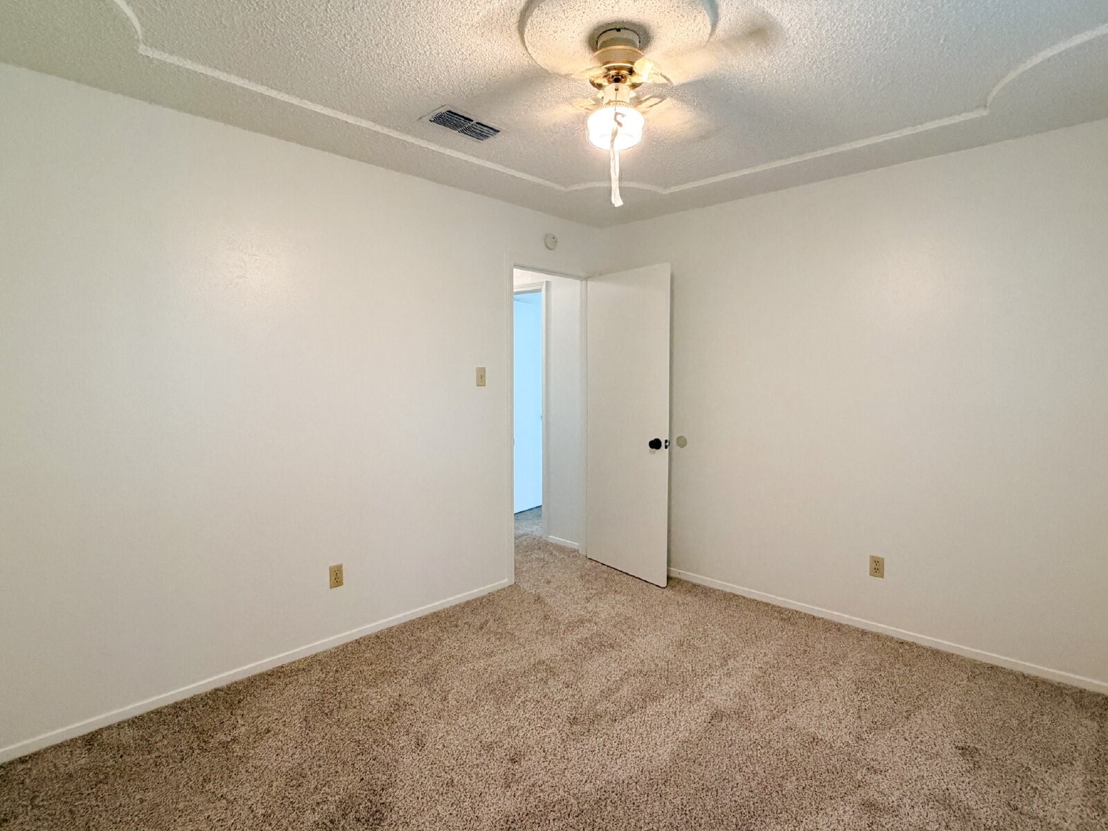 712 Pecan Street Burleson TX 76028