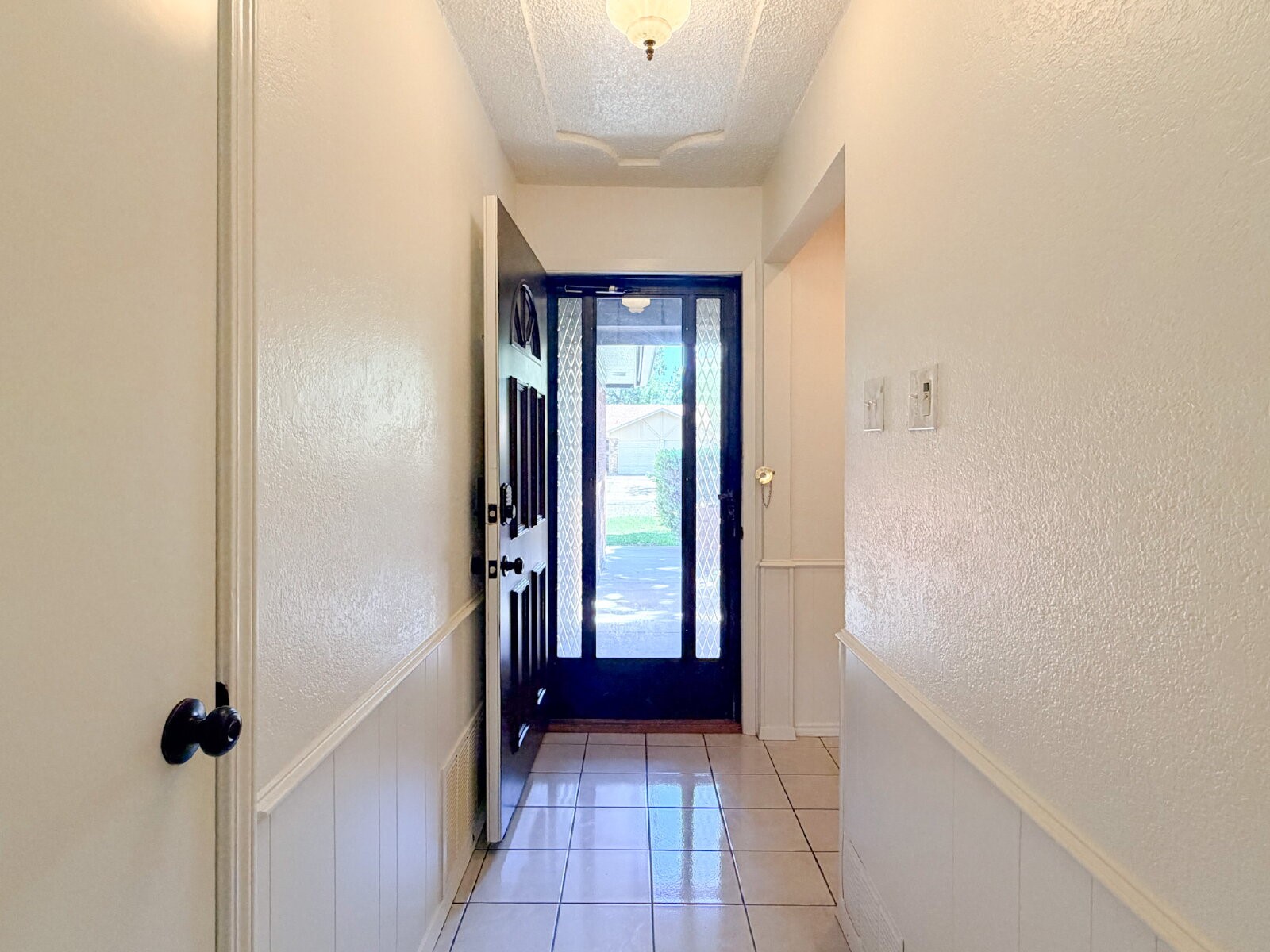 712 Pecan Street Burleson TX 76028