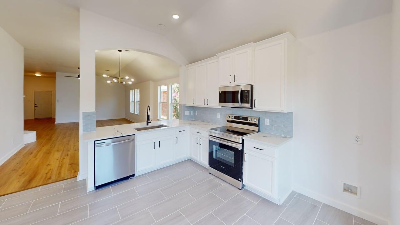 1028 Aviary Drive Aubrey TX 76227