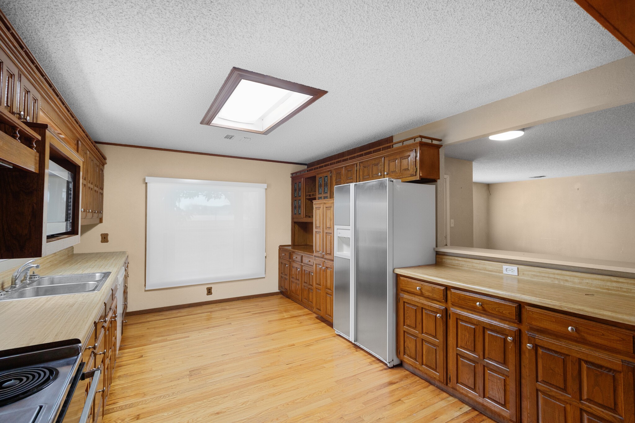 1957 S Westmoreland Glenn Heights TX 75154