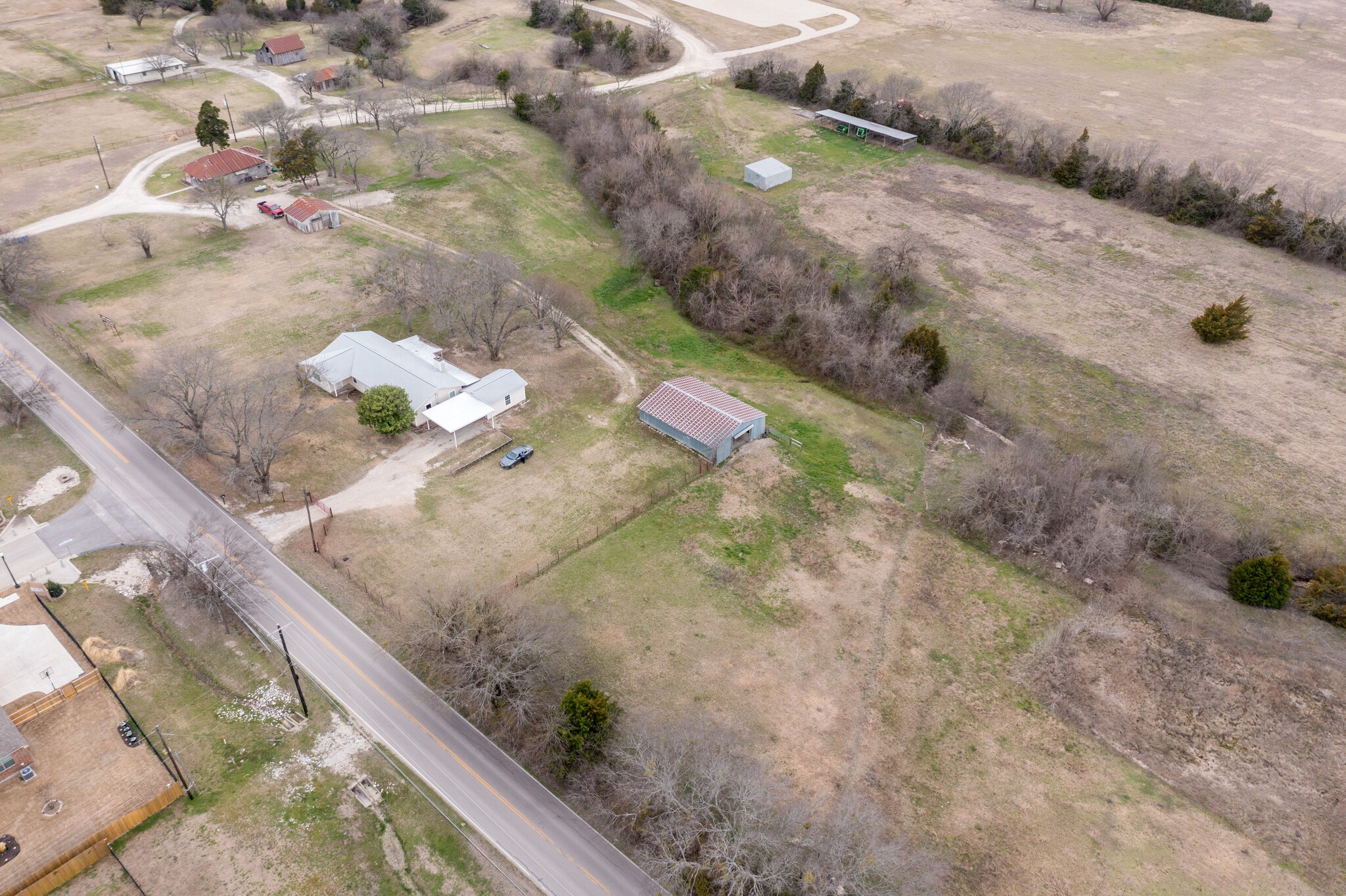 1957 S Westmoreland Glenn Heights TX 75154