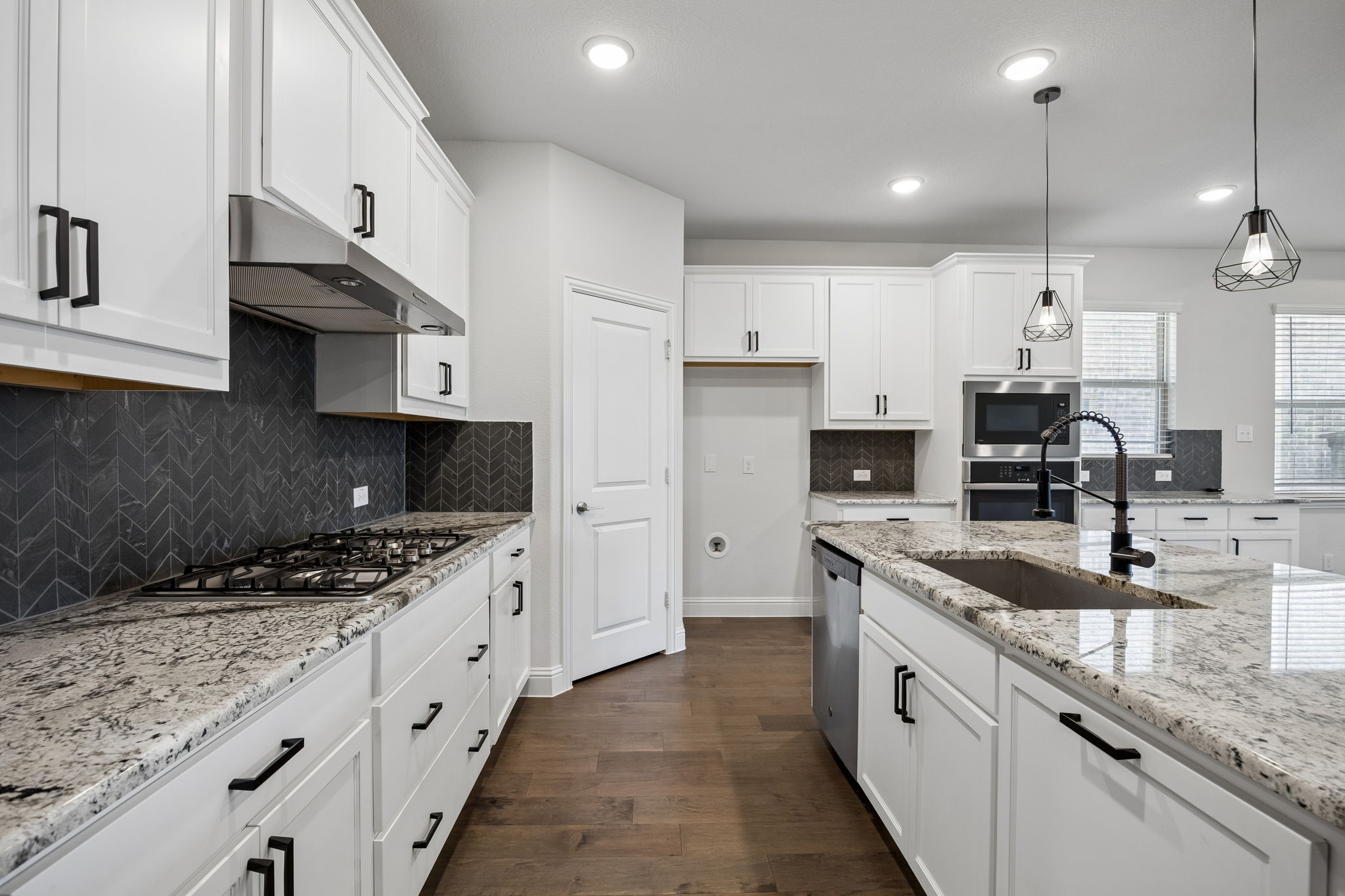 228 Glenwood Drive Little Elm TX 75068