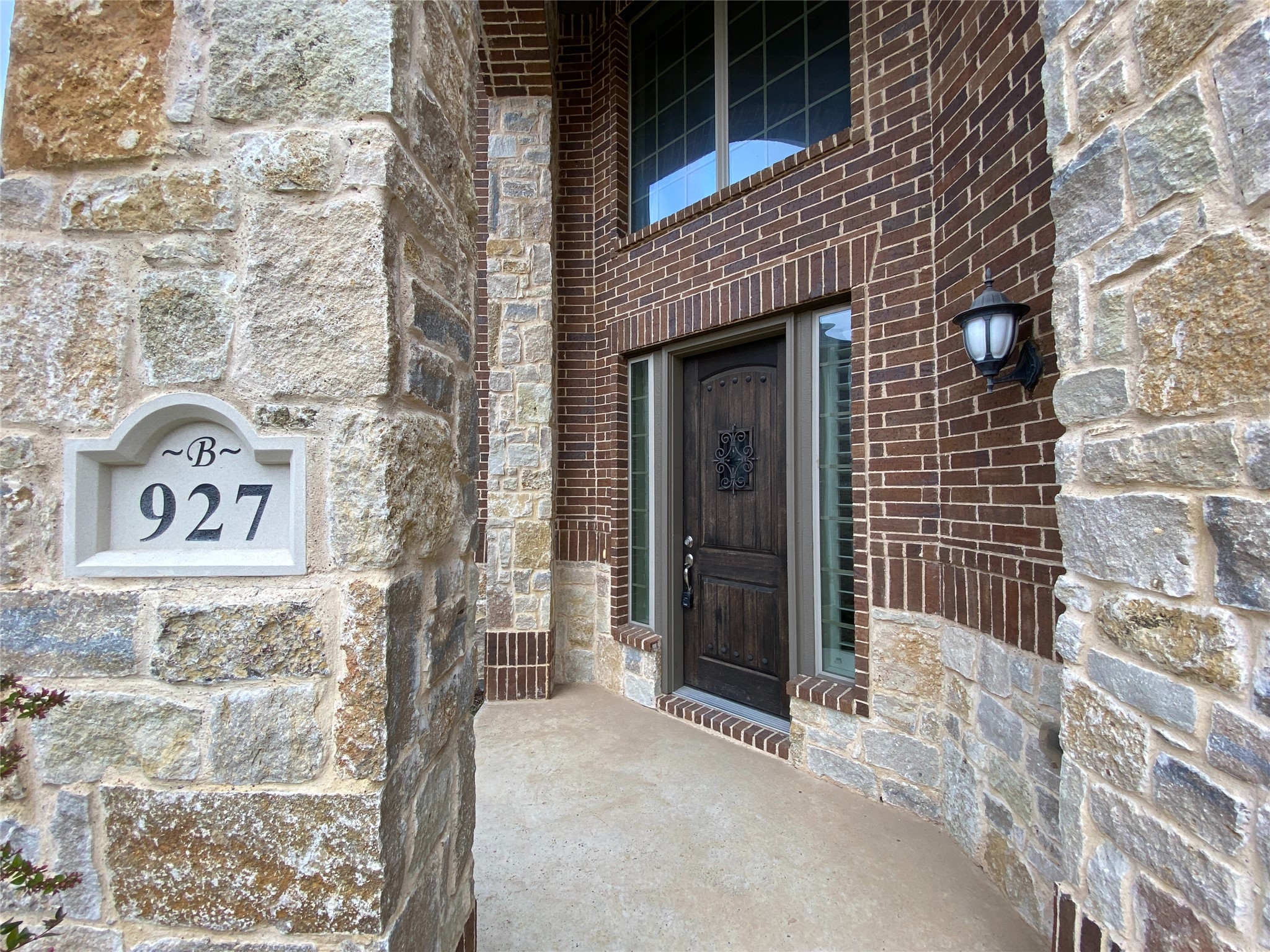 927 Bentley Drive Roanoke TX 76262