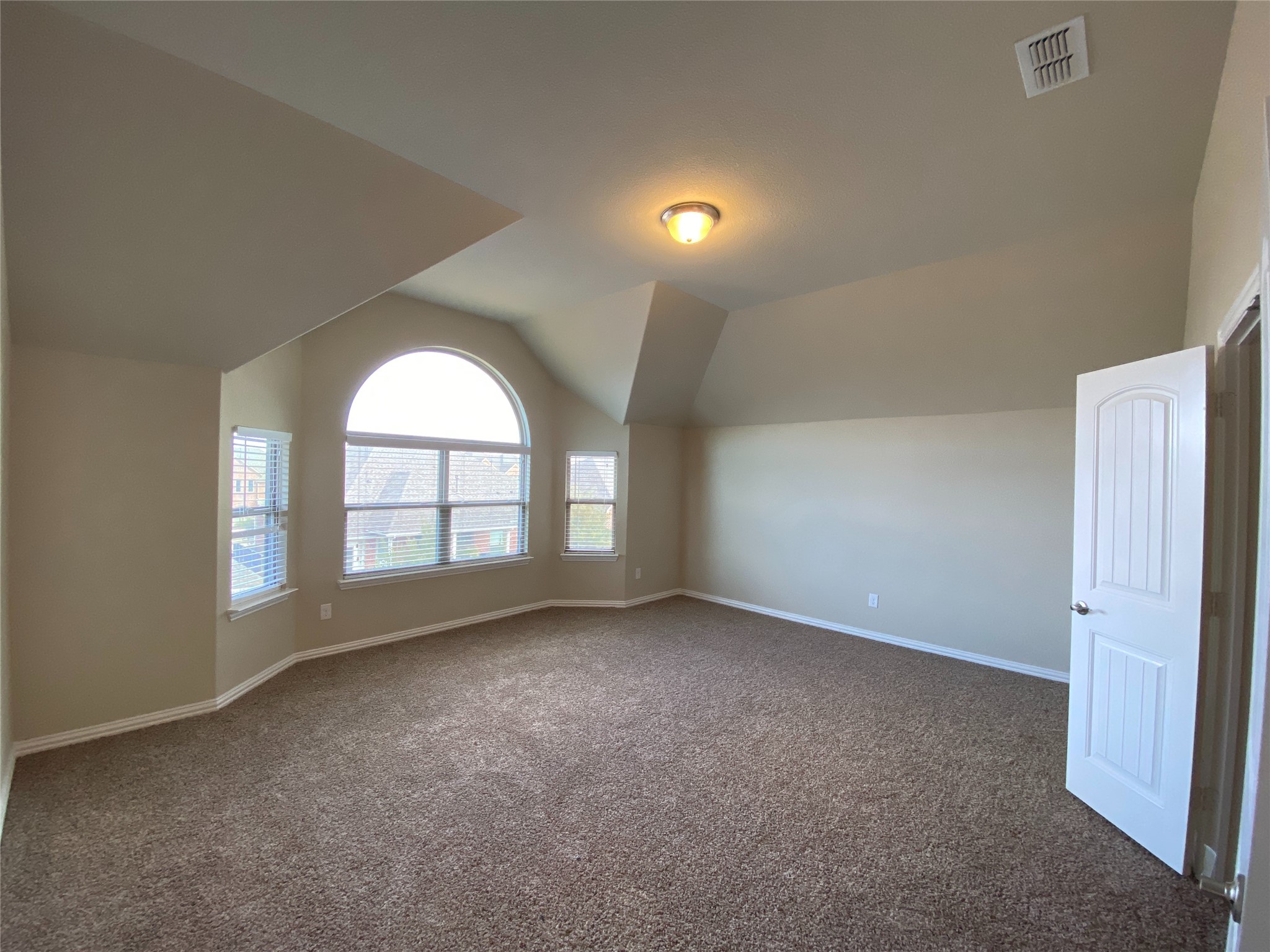927 Bentley Drive Roanoke TX 76262