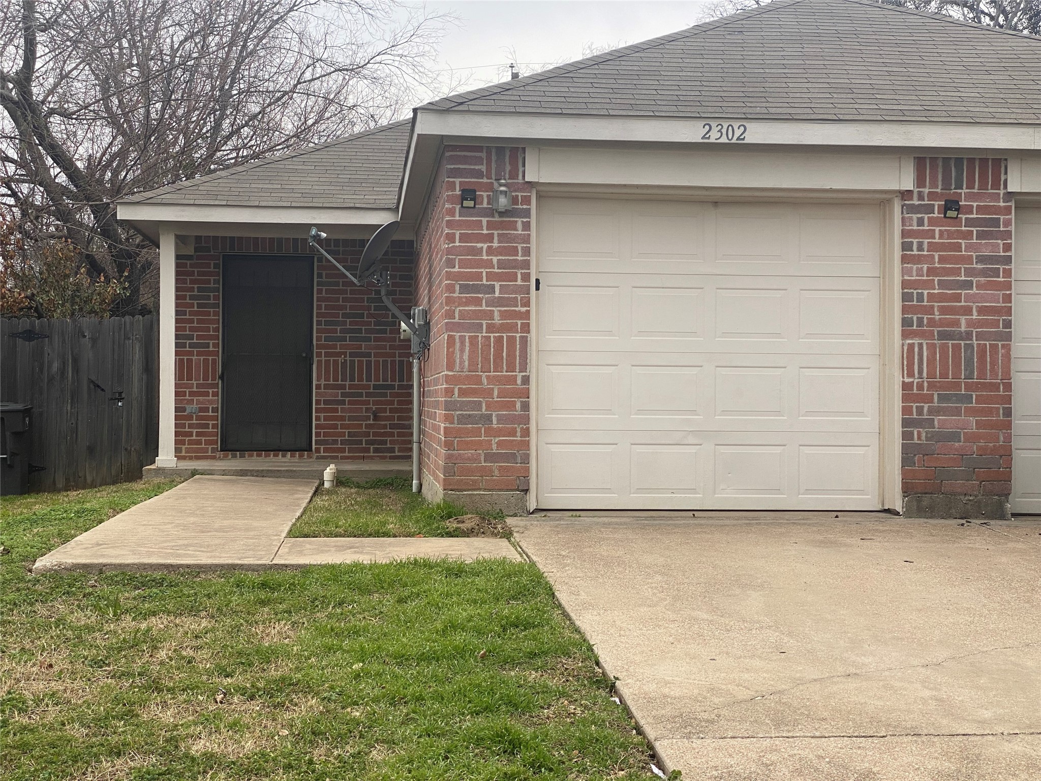 2302 Coleman Avenue Fort Worth TX 76105