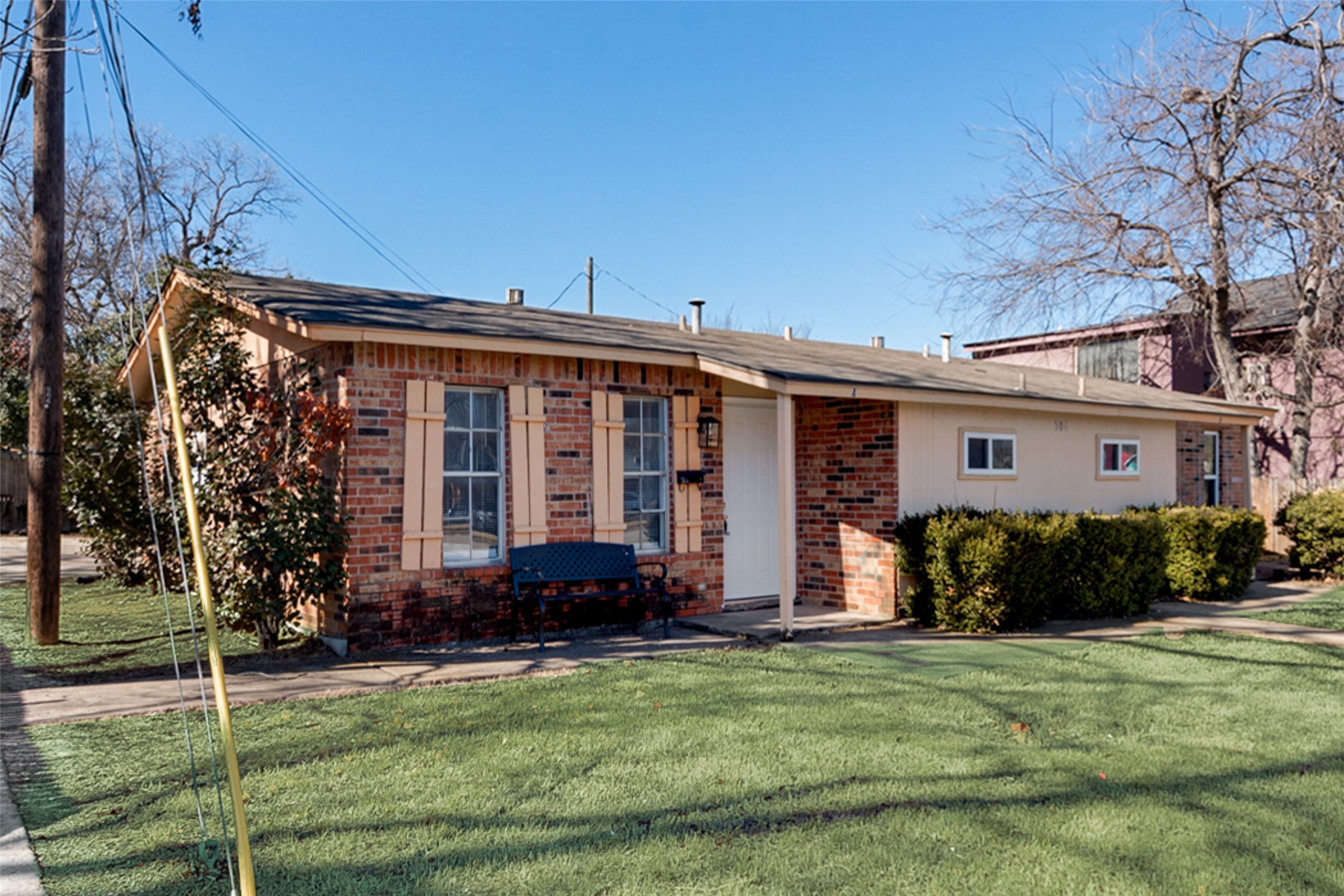 506 N Elm Street Arlington TX 76011