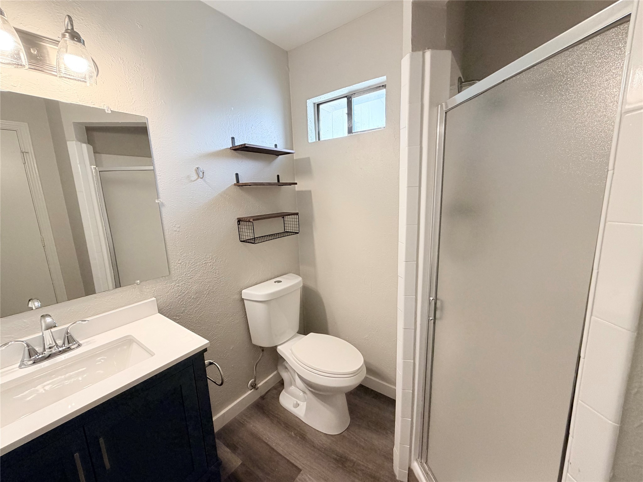 2412 Lakeview Circle Mckinney TX 75072