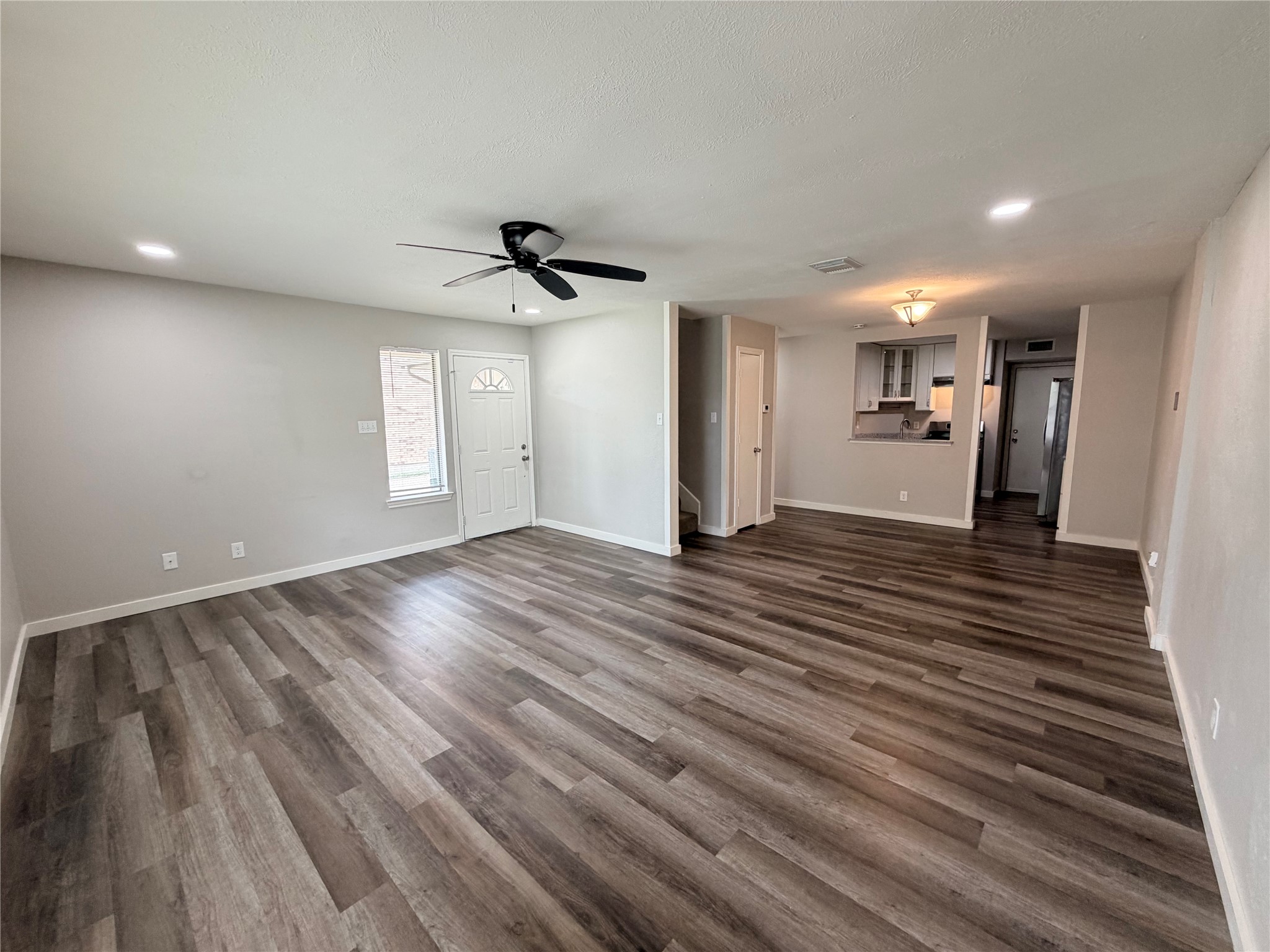 2412 Lakeview Circle Mckinney TX 75072