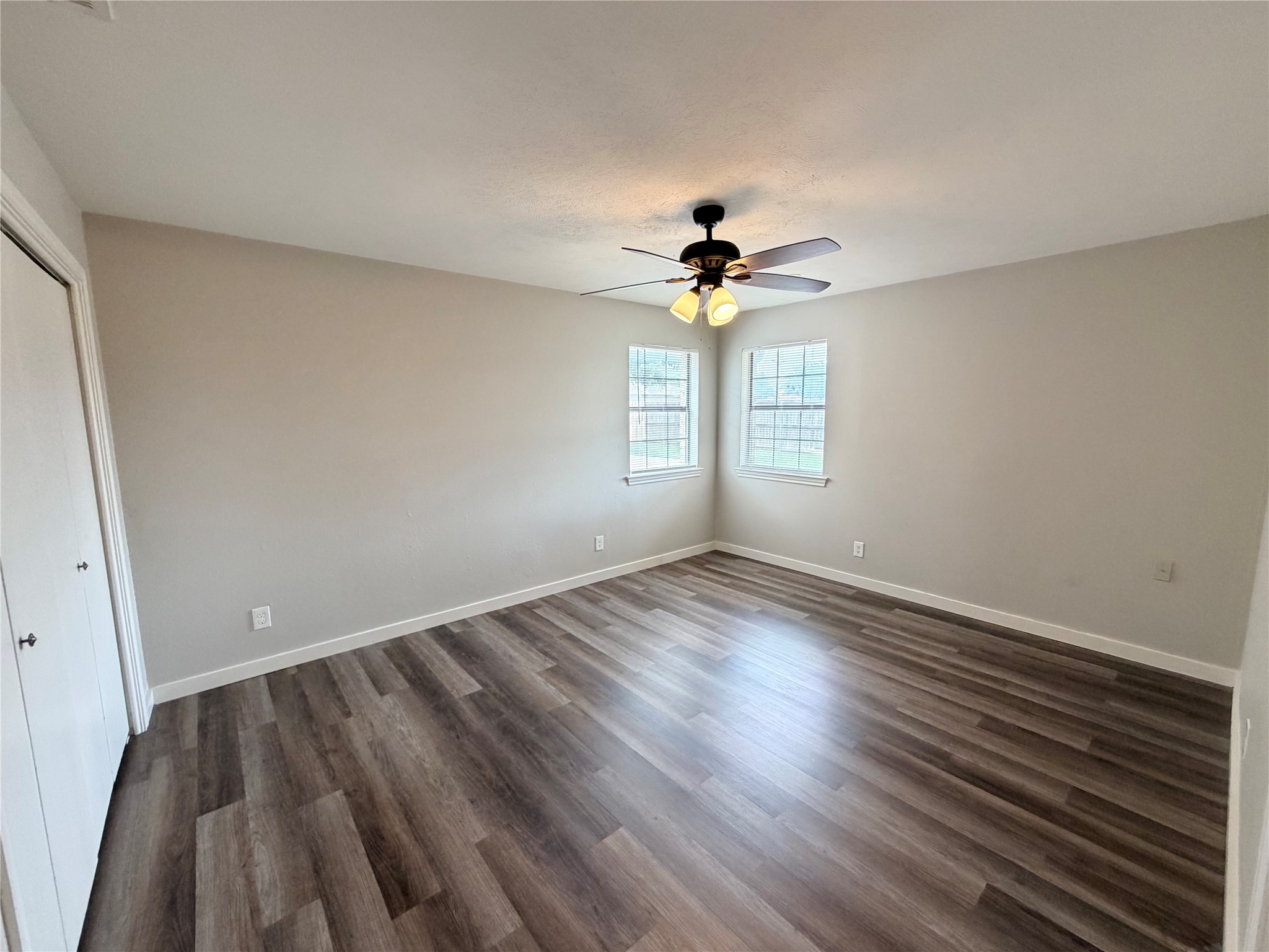 2412 Lakeview Circle Mckinney TX 75072
