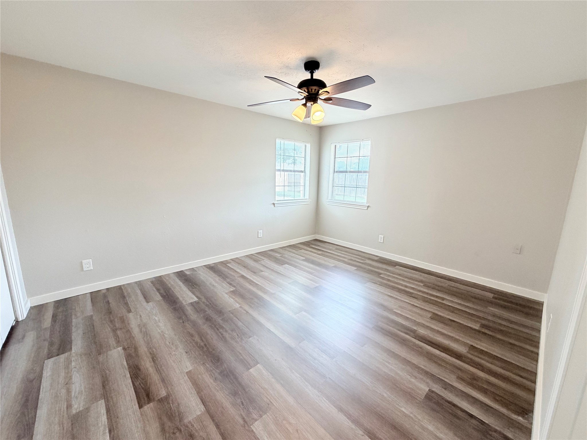 2412 Lakeview Circle Mckinney TX 75072