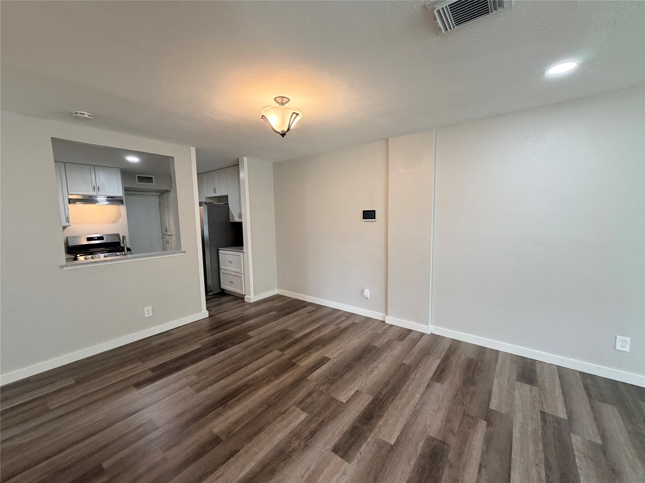 2412 Lakeview Circle Mckinney TX 75072