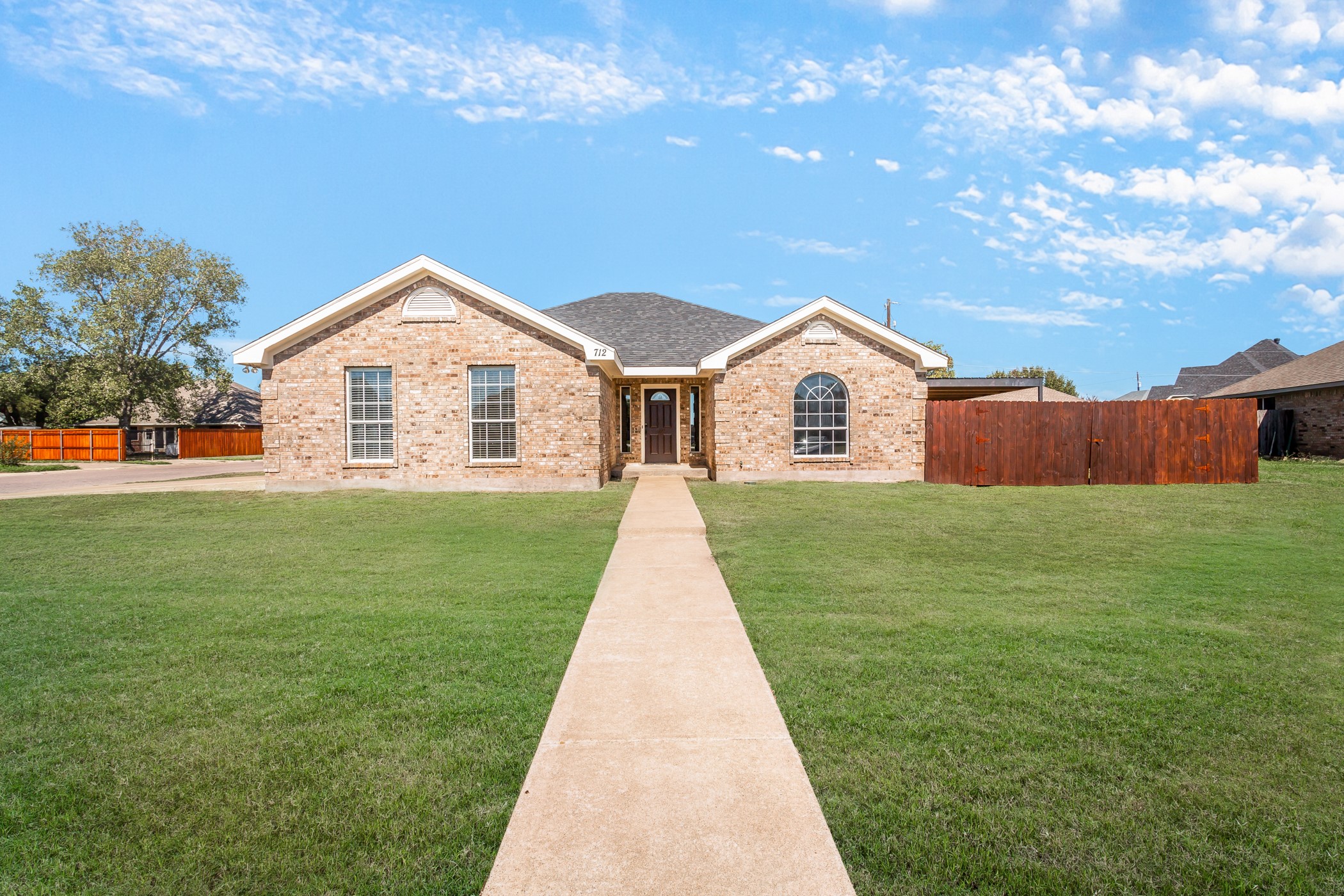 712 Billups Circle Van Alstyne TX 75495