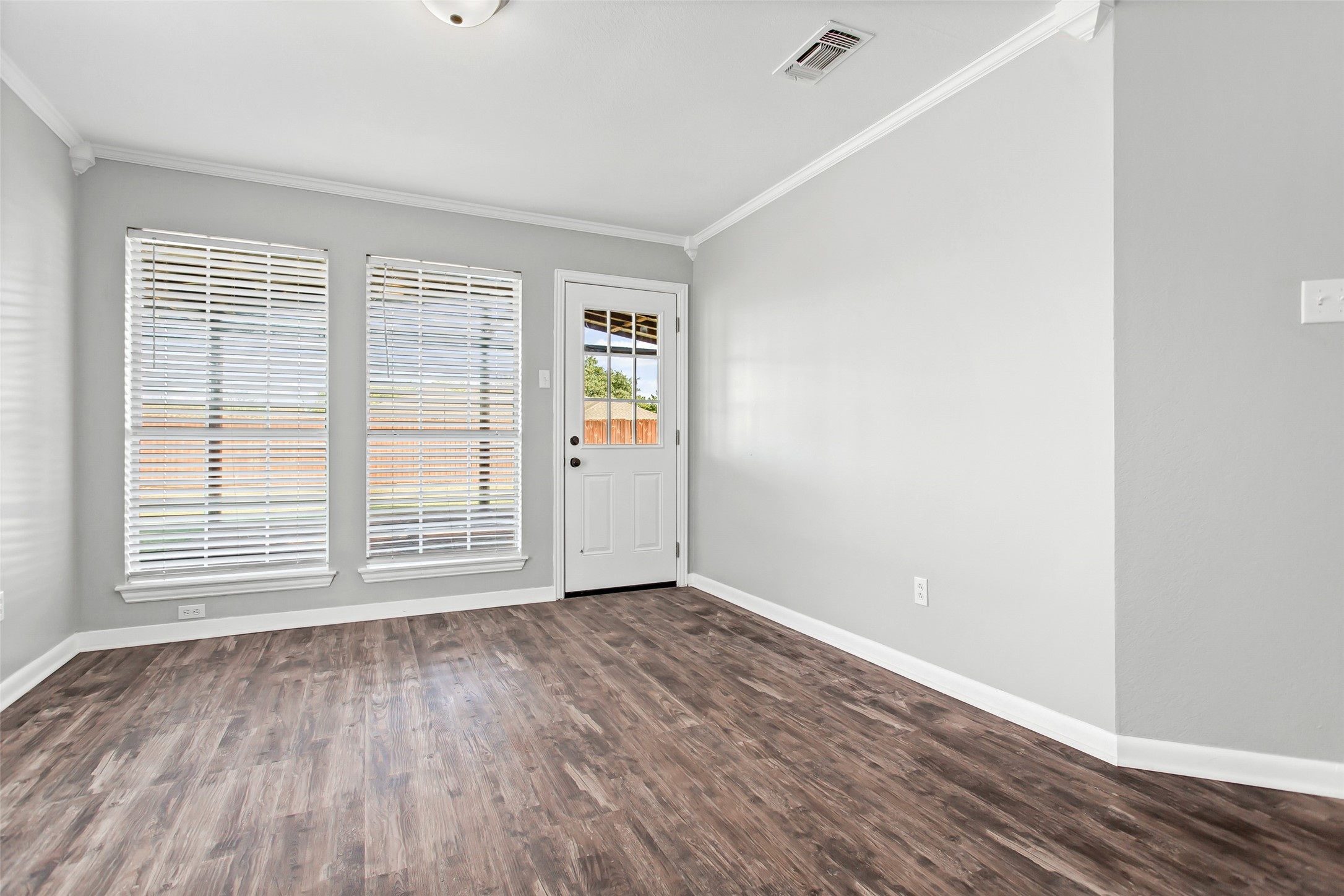 712 Billups Circle Van Alstyne TX 75495