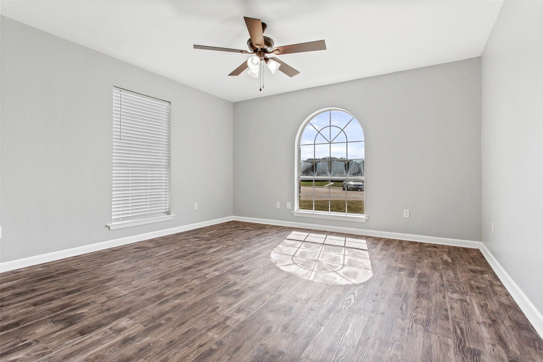 712 Billups Circle Van Alstyne TX 75495