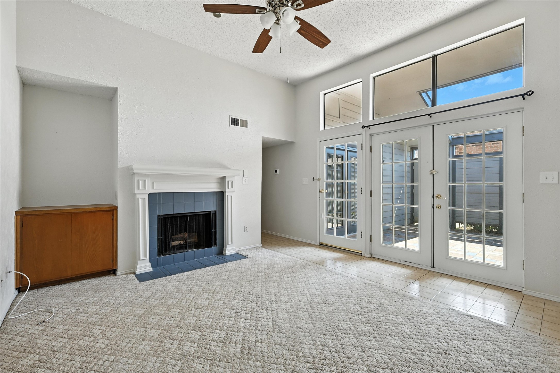 640 Bellaire Drive Hurst TX 76053