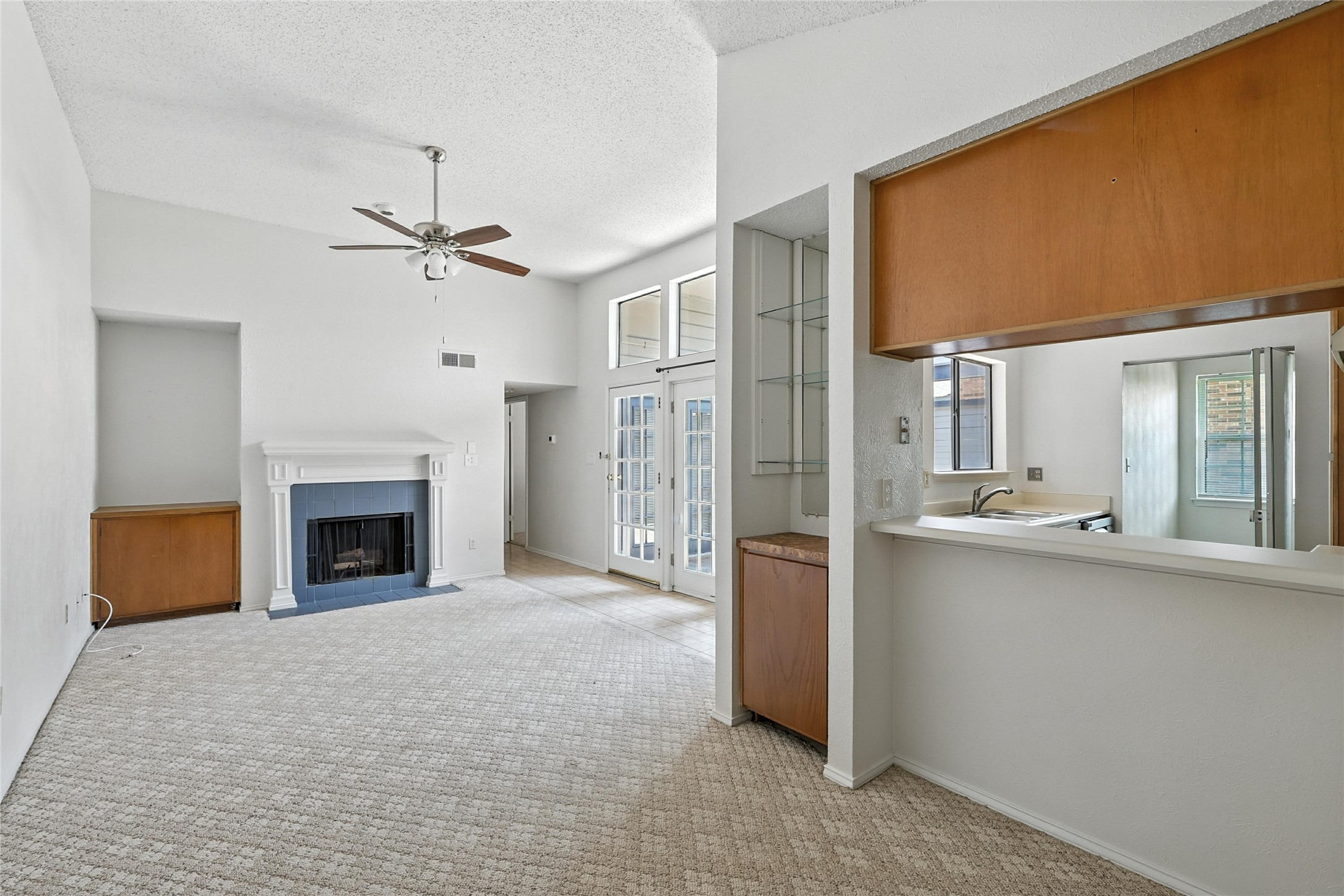 640 Bellaire Drive Hurst TX 76053