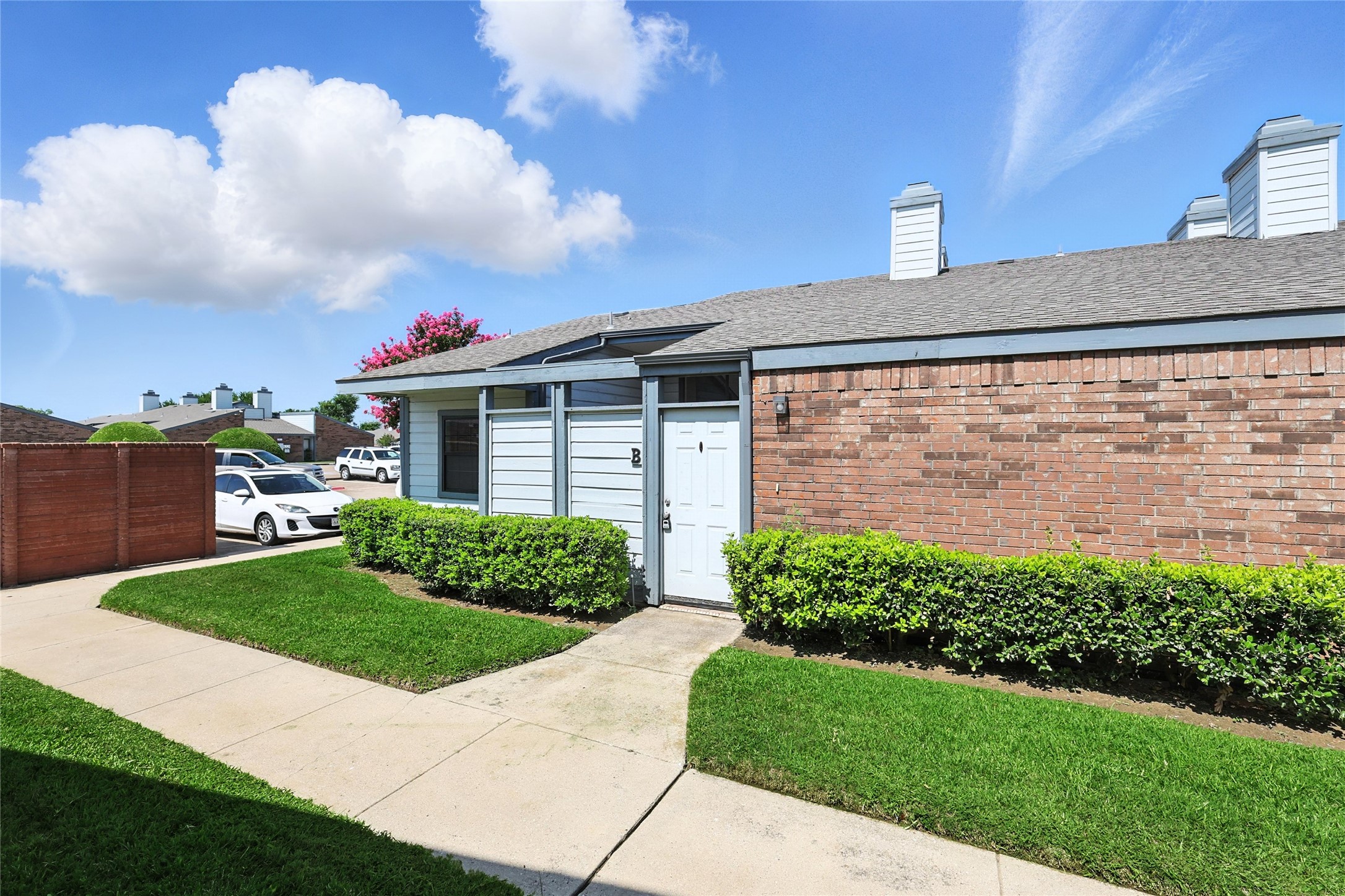 640 Bellaire Drive Hurst TX 76053