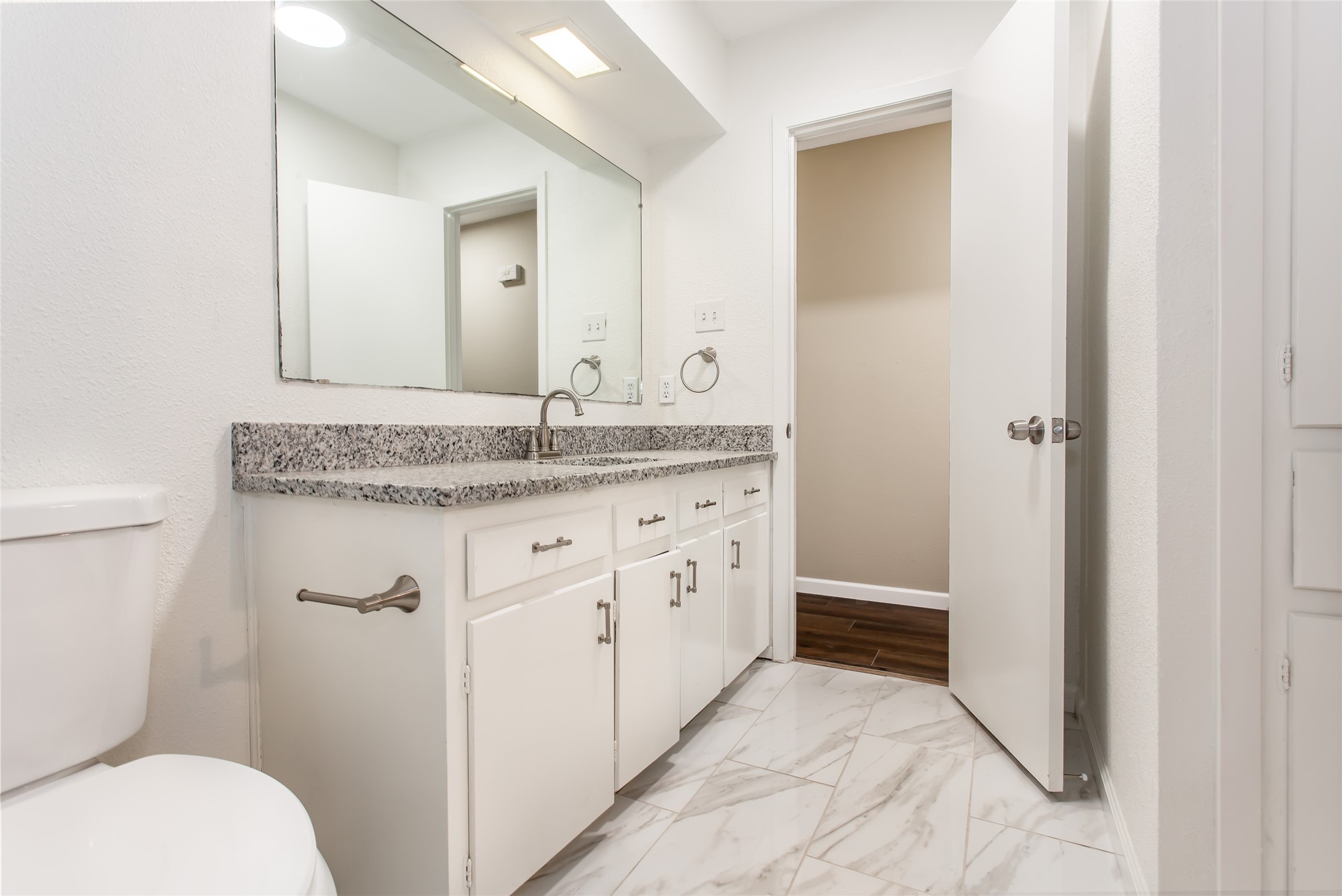 7551 Brentcove Circle Dallas TX 75214
