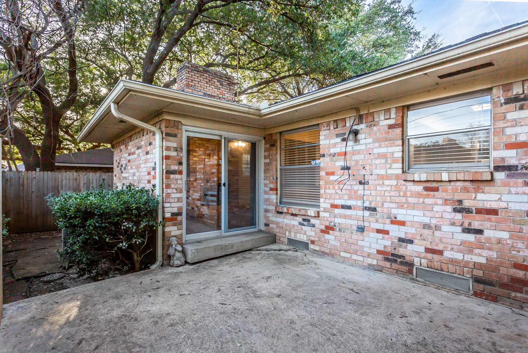 7551 Brentcove Circle Dallas TX 75214