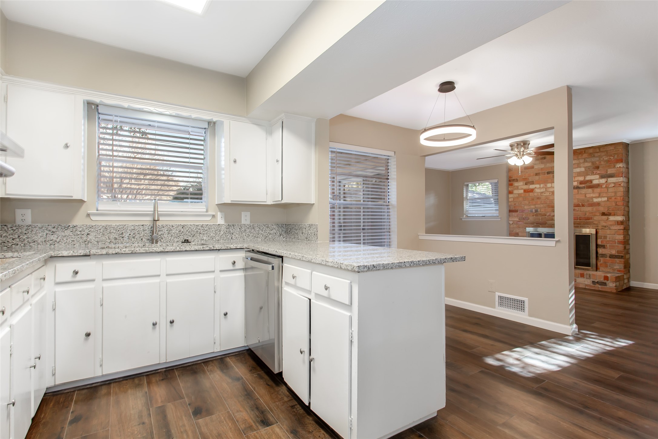 7551 Brentcove Circle Dallas TX 75214