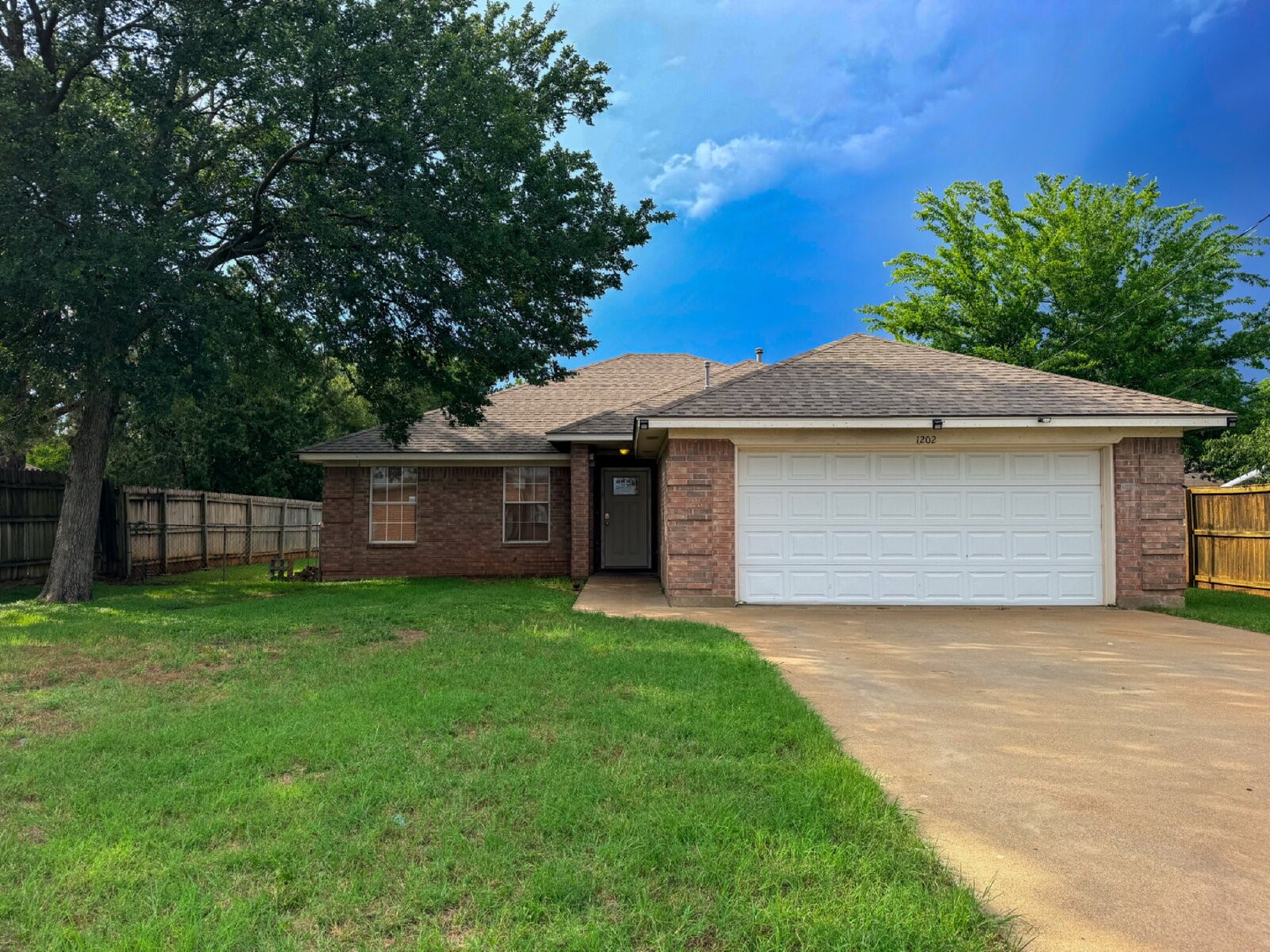 1202 Spell Avenue Cleburne TX 76033