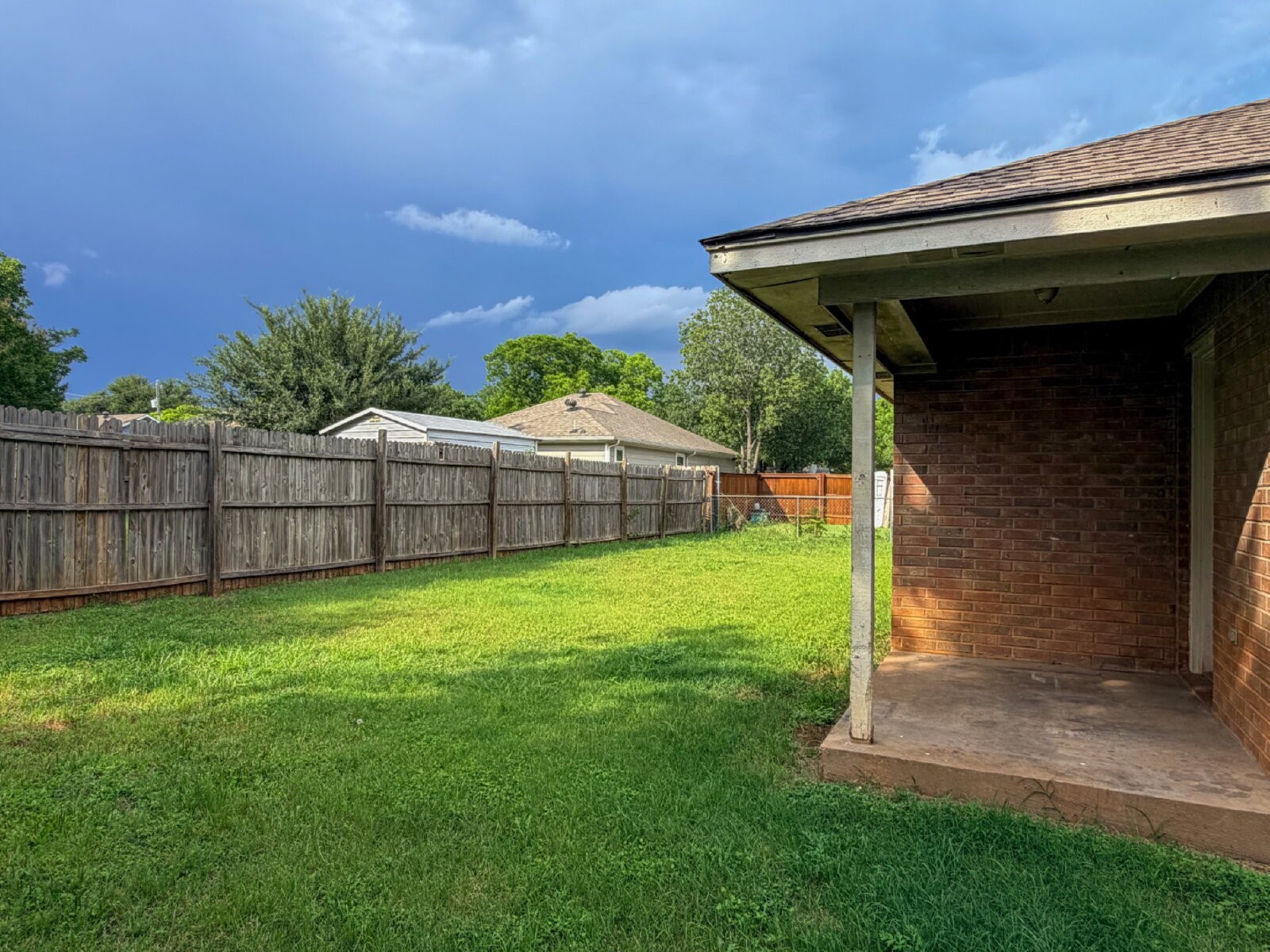 1202 Spell Avenue Cleburne TX 76033