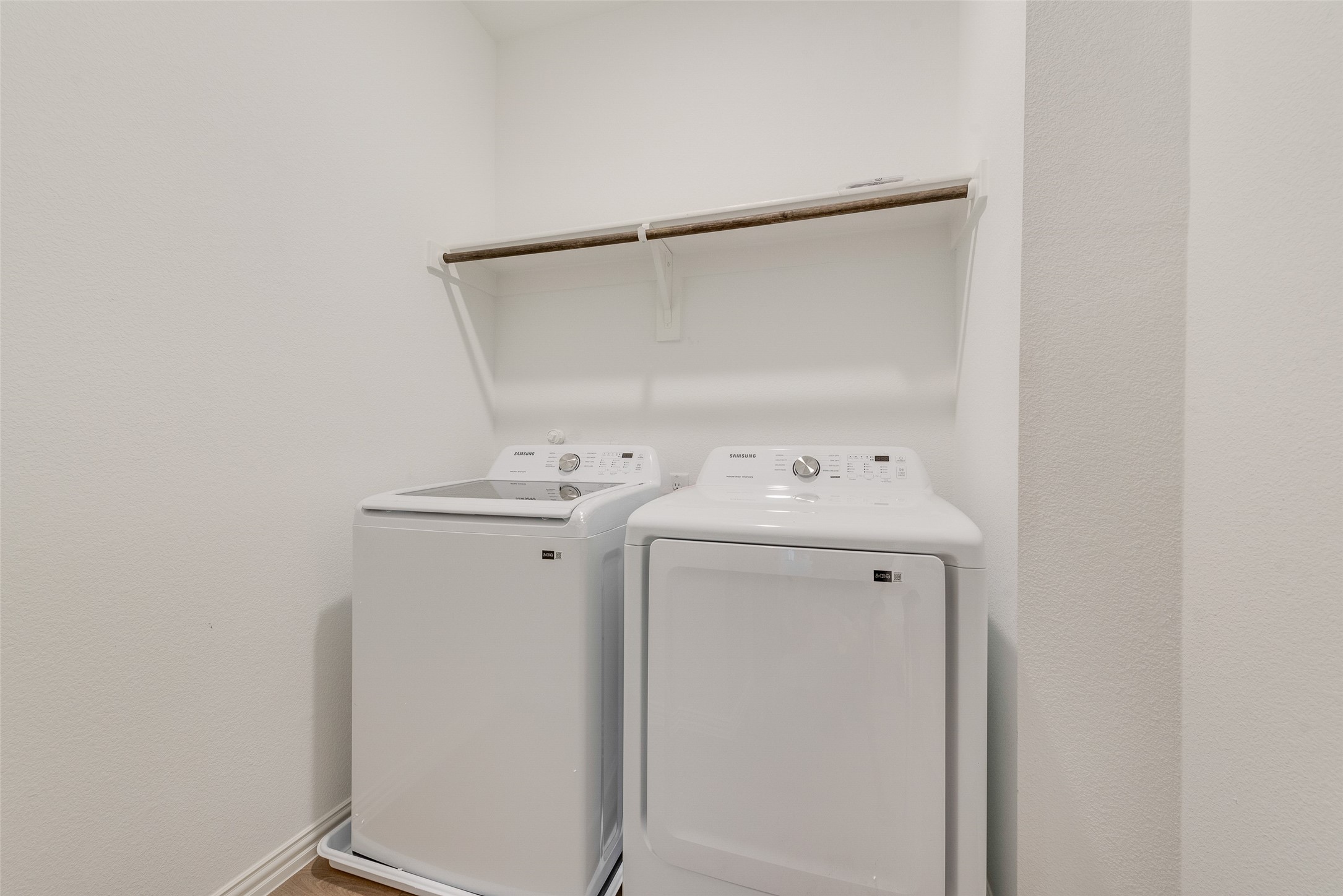 6904 Gorman Falls Trail Dallas TX 75228