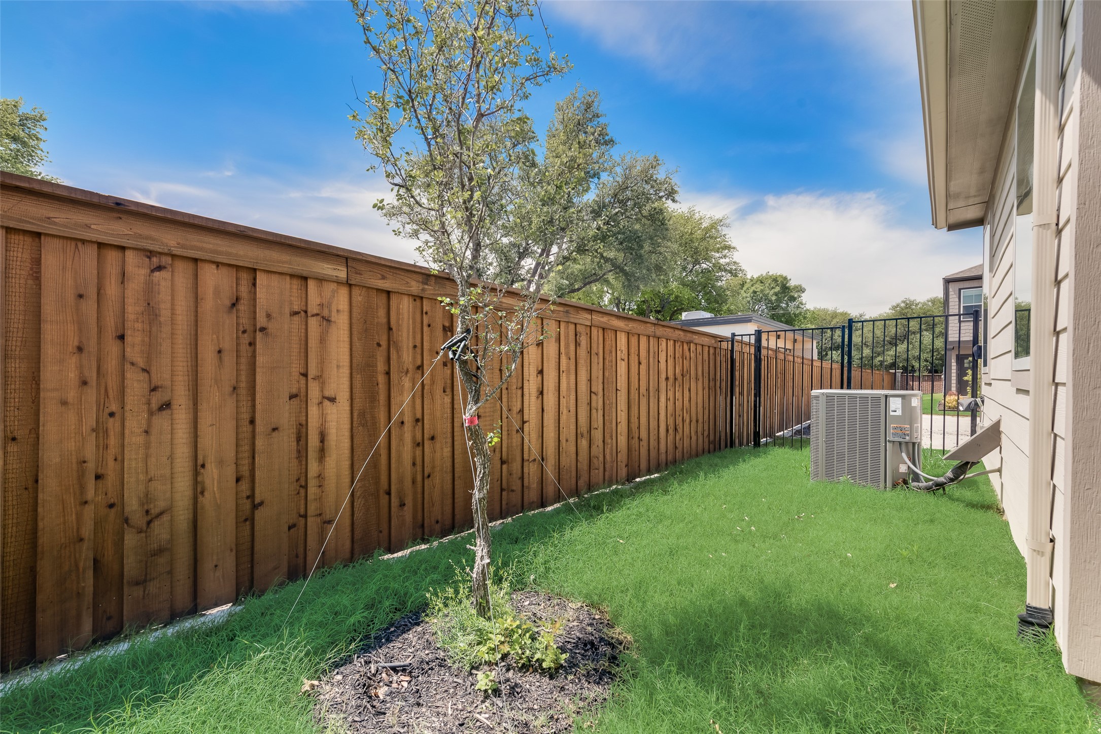6904 Gorman Falls Trail Dallas TX 75228
