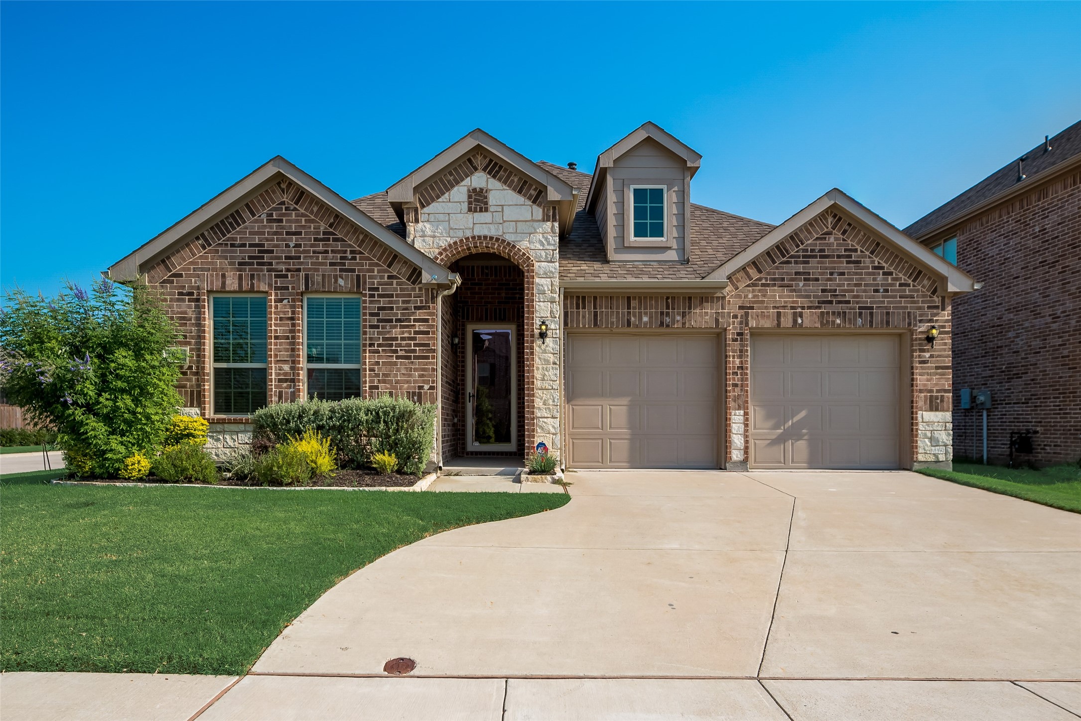 1801 Meadow Trail Lane Aubrey TX 76227