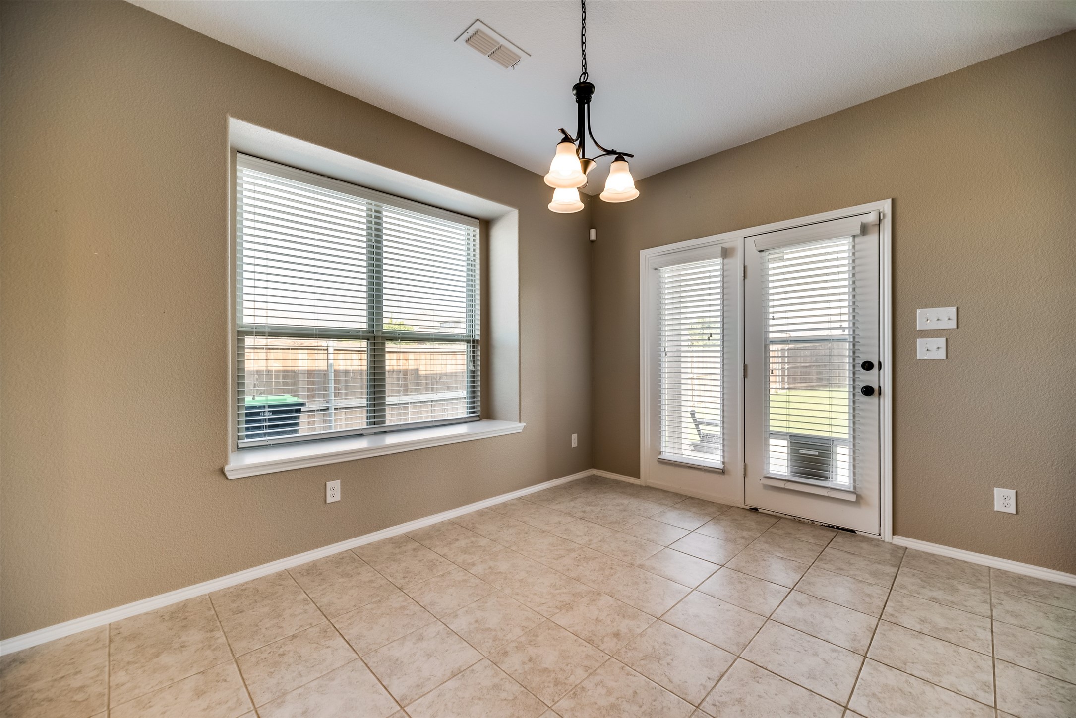 1801 Meadow Trail Lane Aubrey TX 76227
