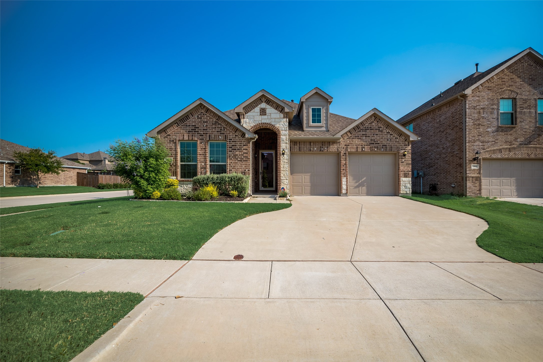 1801 Meadow Trail Lane Aubrey TX 76227