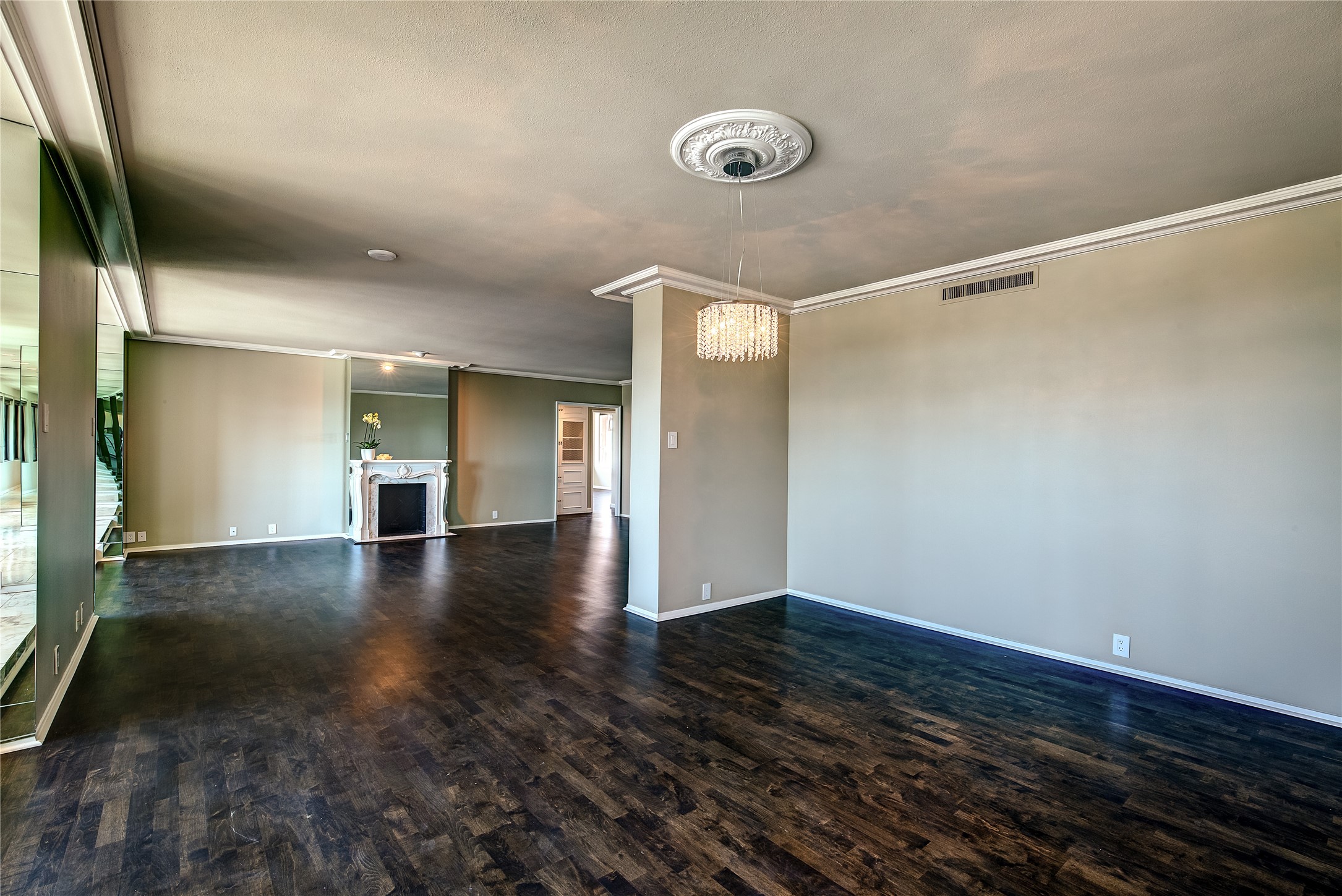 3525 Turtle Creek Boulevard Dallas TX 75219