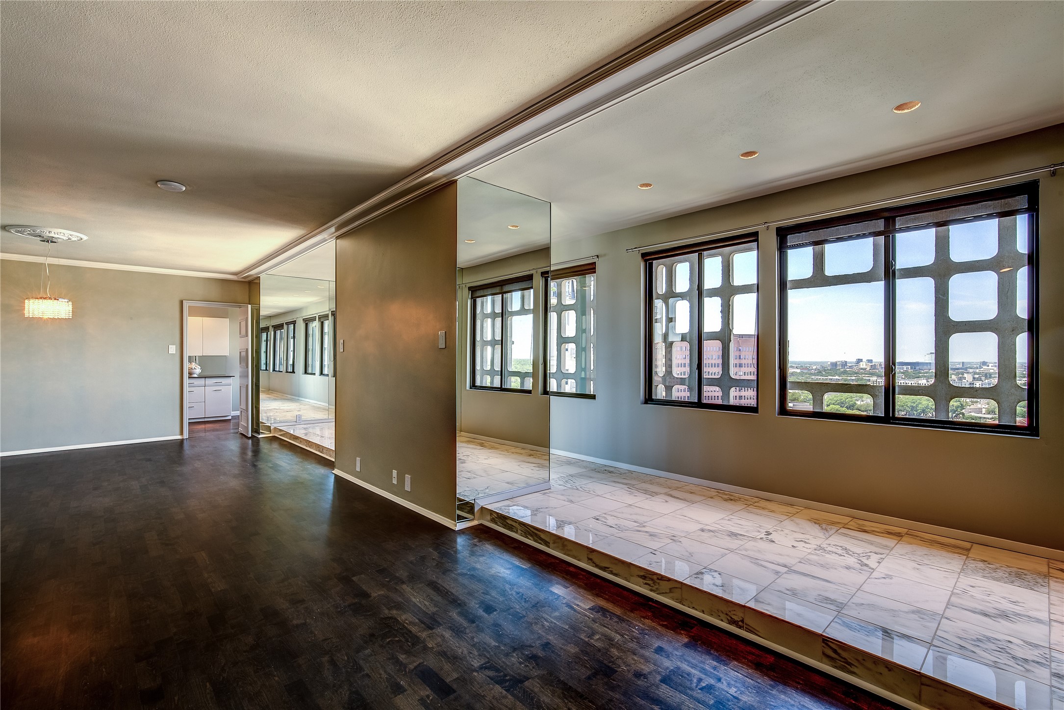 3525 Turtle Creek Boulevard Dallas TX 75219