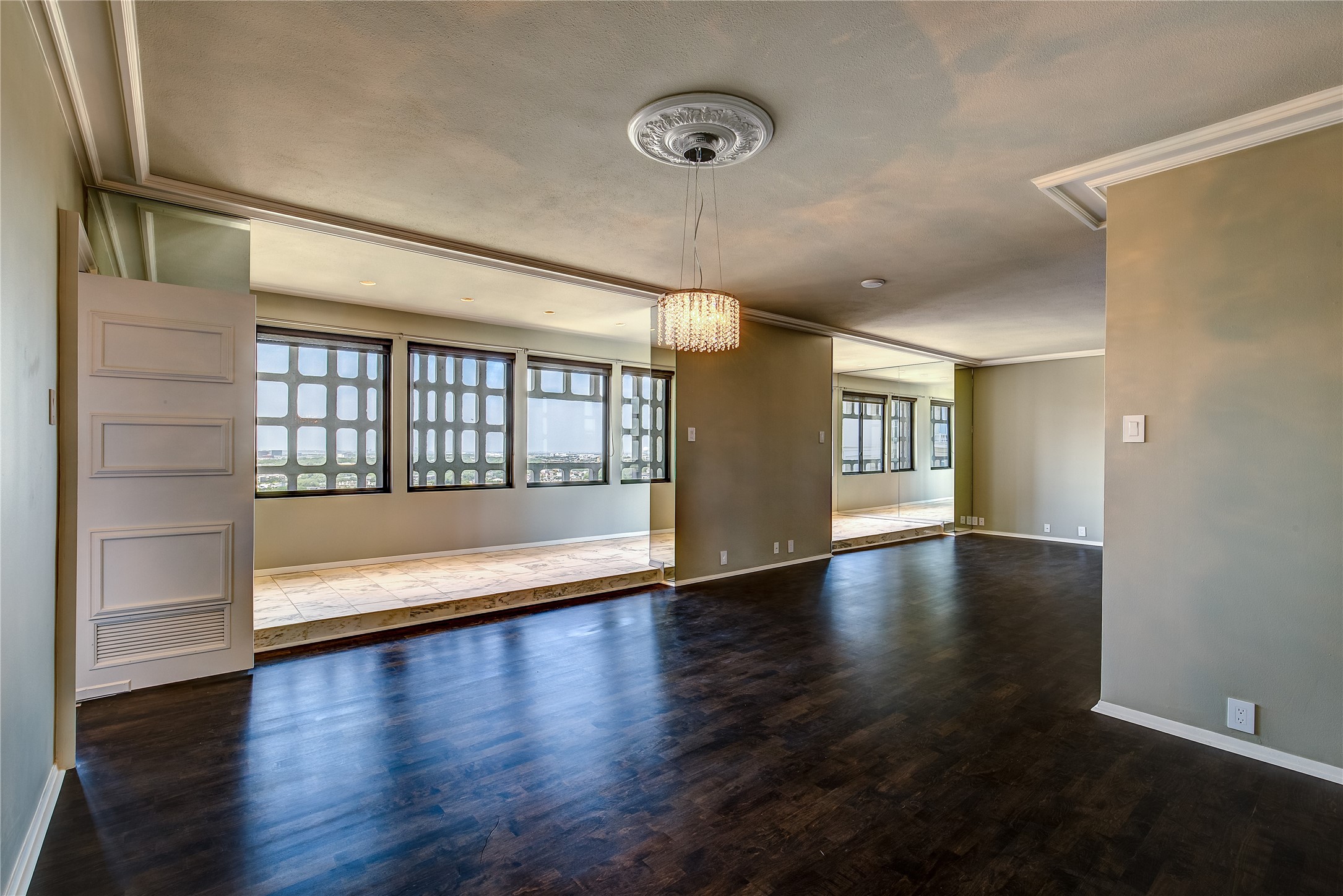 3525 Turtle Creek Boulevard Dallas TX 75219