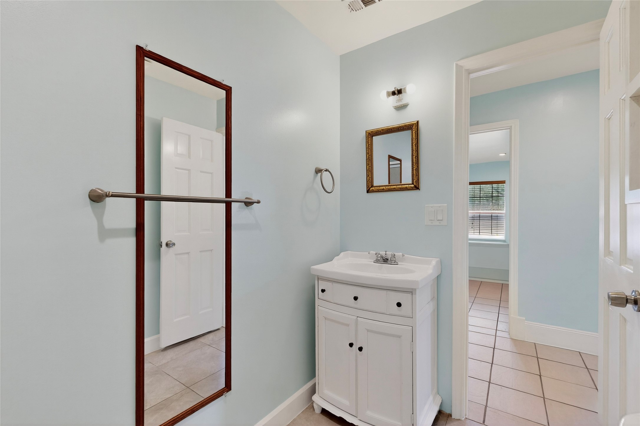 409 Dewitt Street Wilmer TX 75172