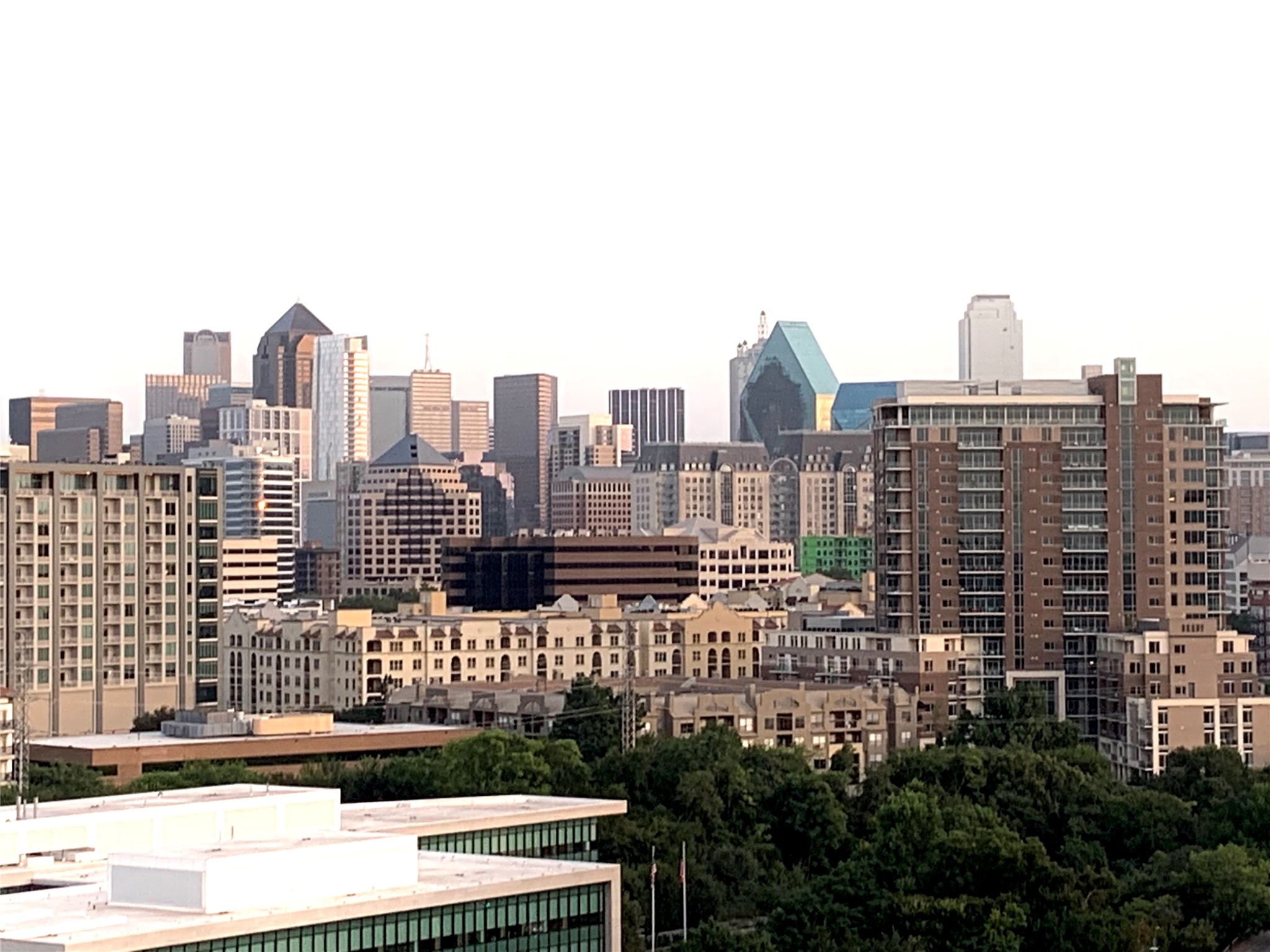 3225 Turtle Creek Boulevard Dallas TX 75219