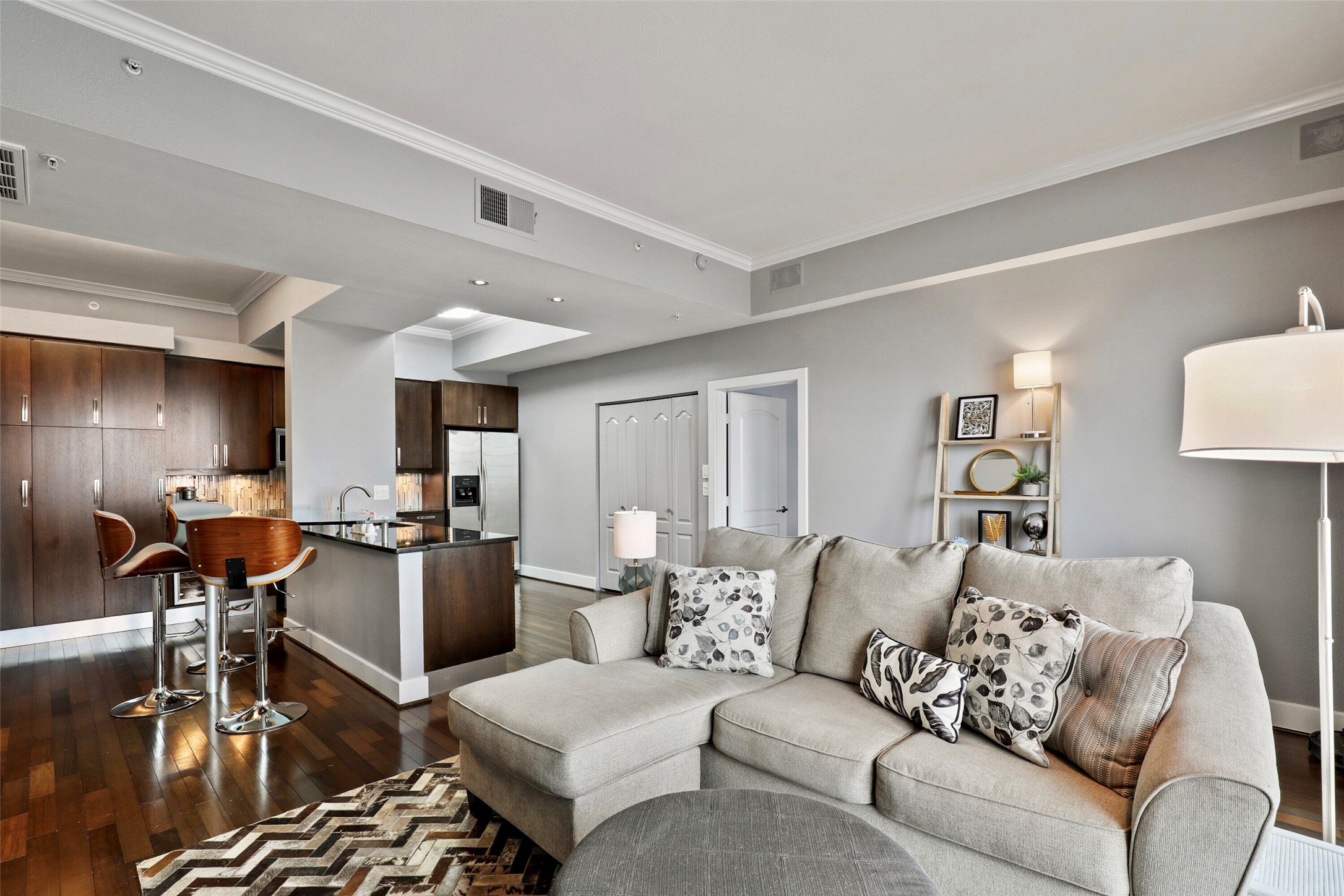 3225 Turtle Creek Boulevard Dallas TX 75219